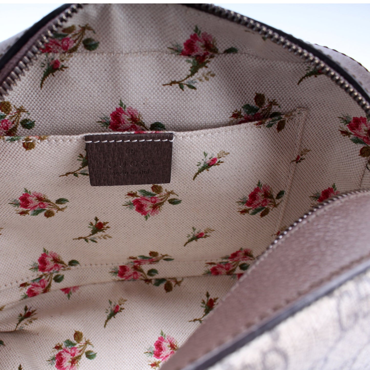 476466 GG Supreme Messenger Bag