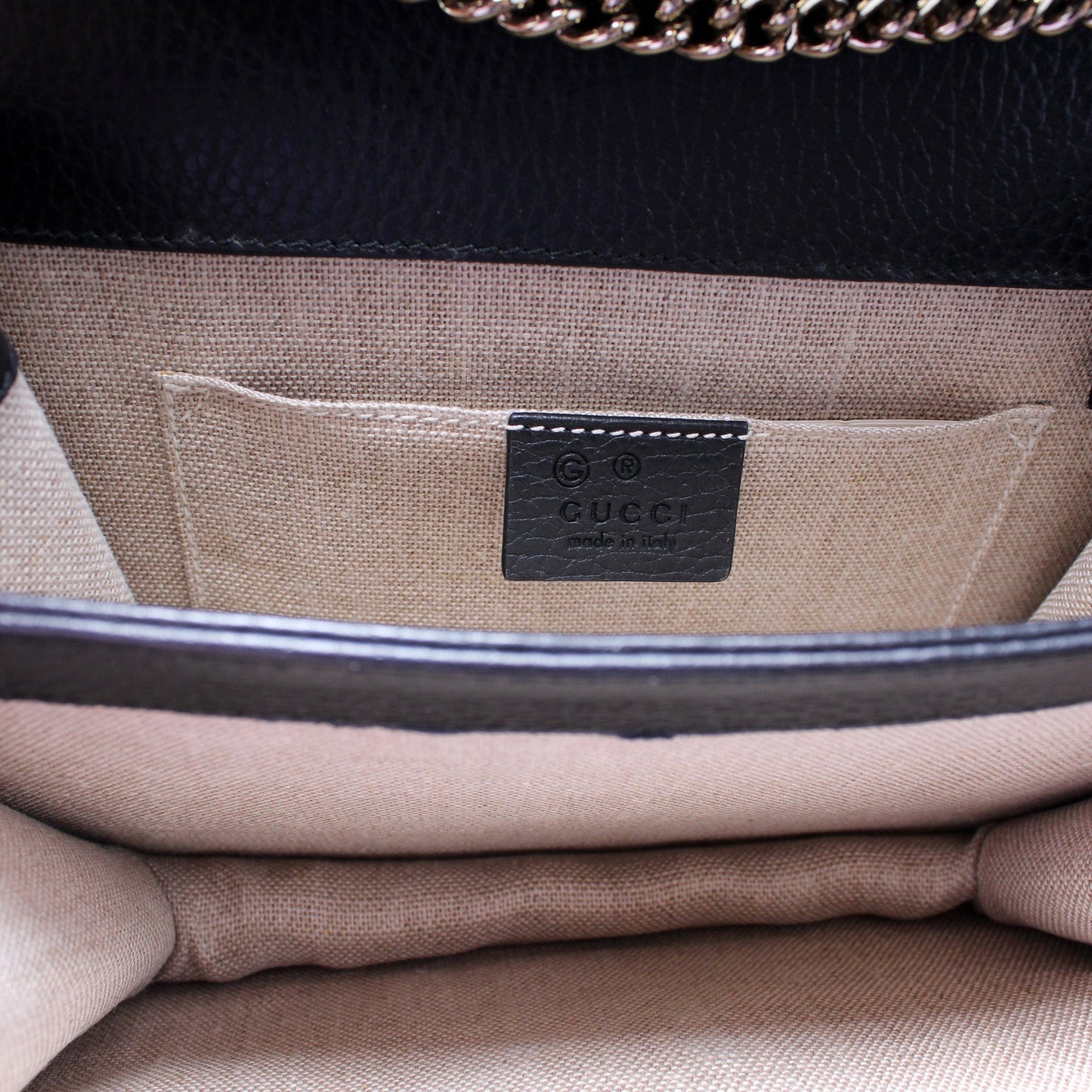 510304 Interlocking Small Crossbody
