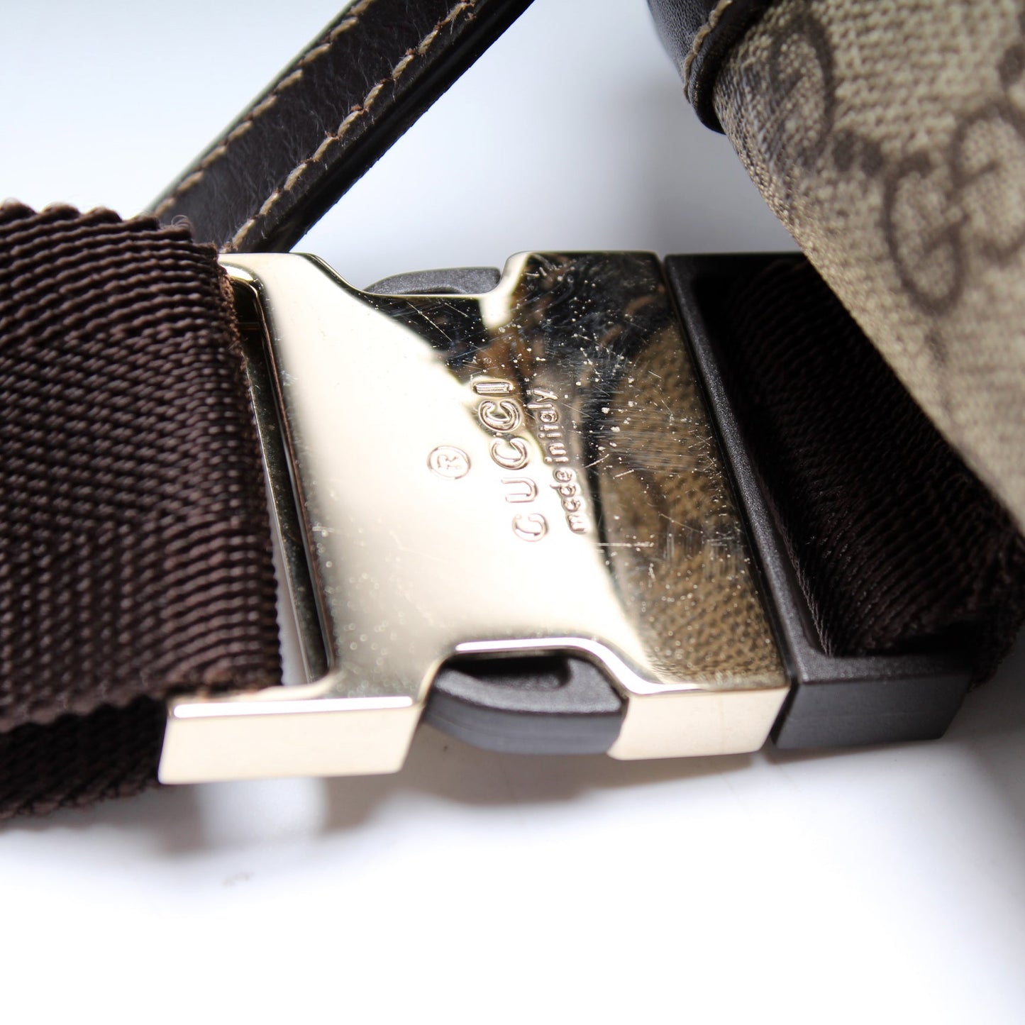 211110 GG Supreme Belt Bag
