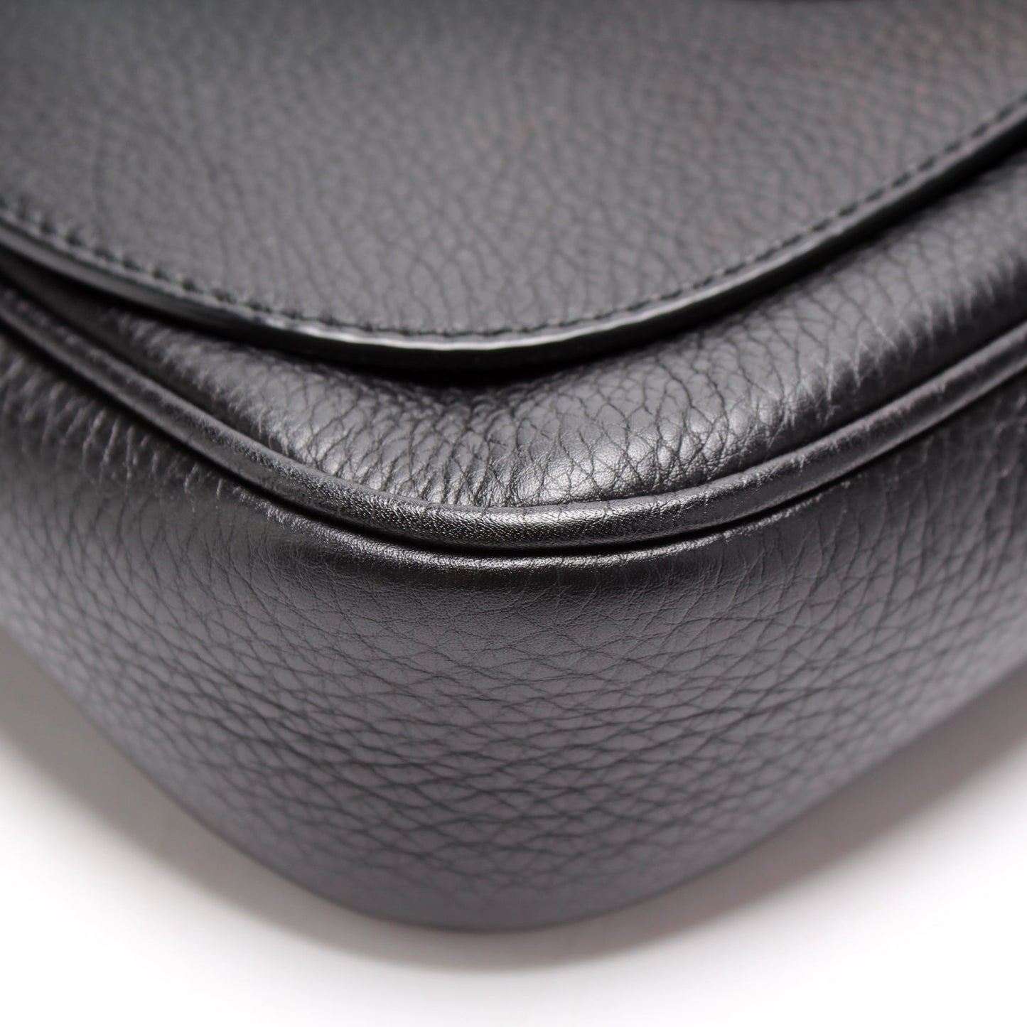 336752 Soho Chain Crossbody Medium