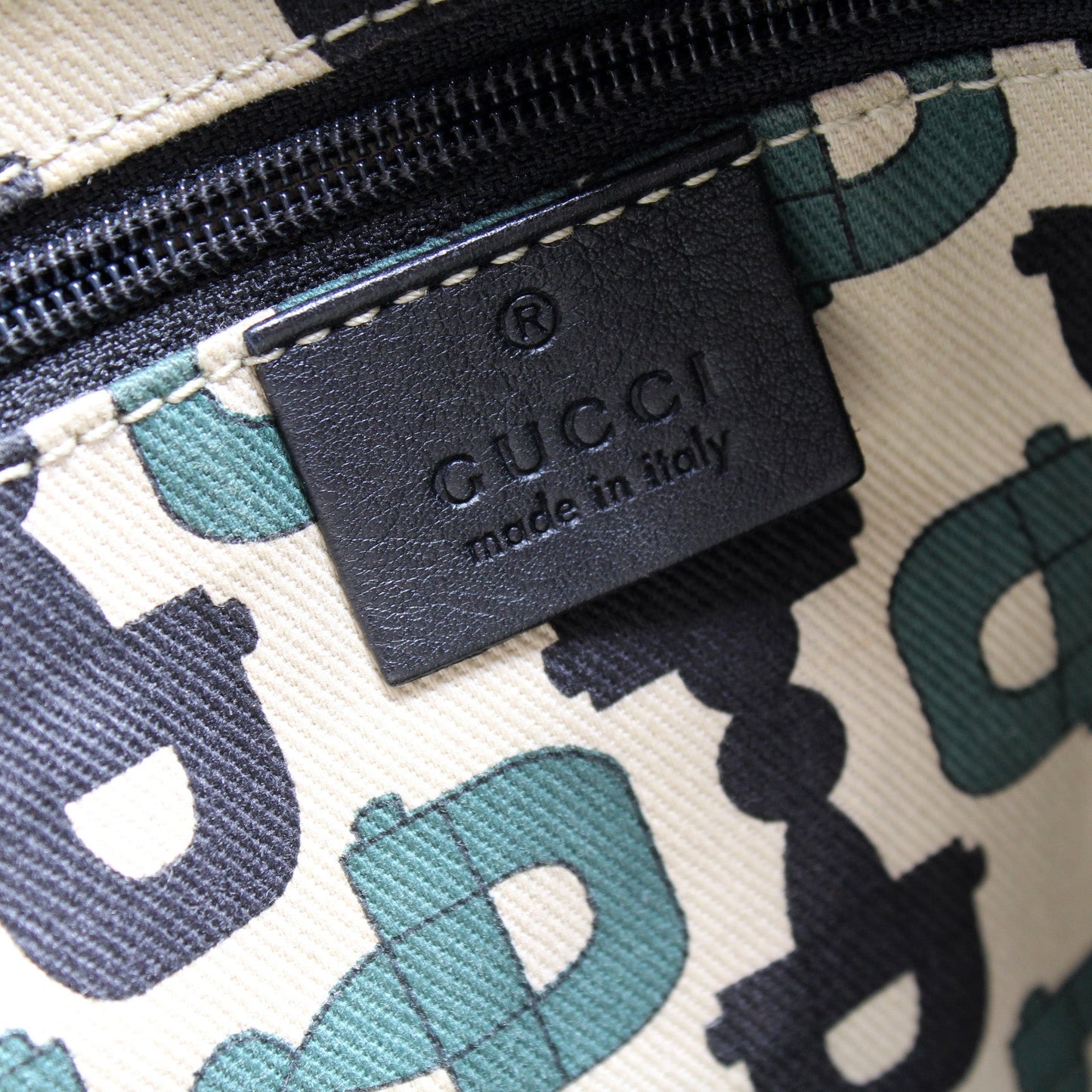 189833 Guccissima D Ring Hobo