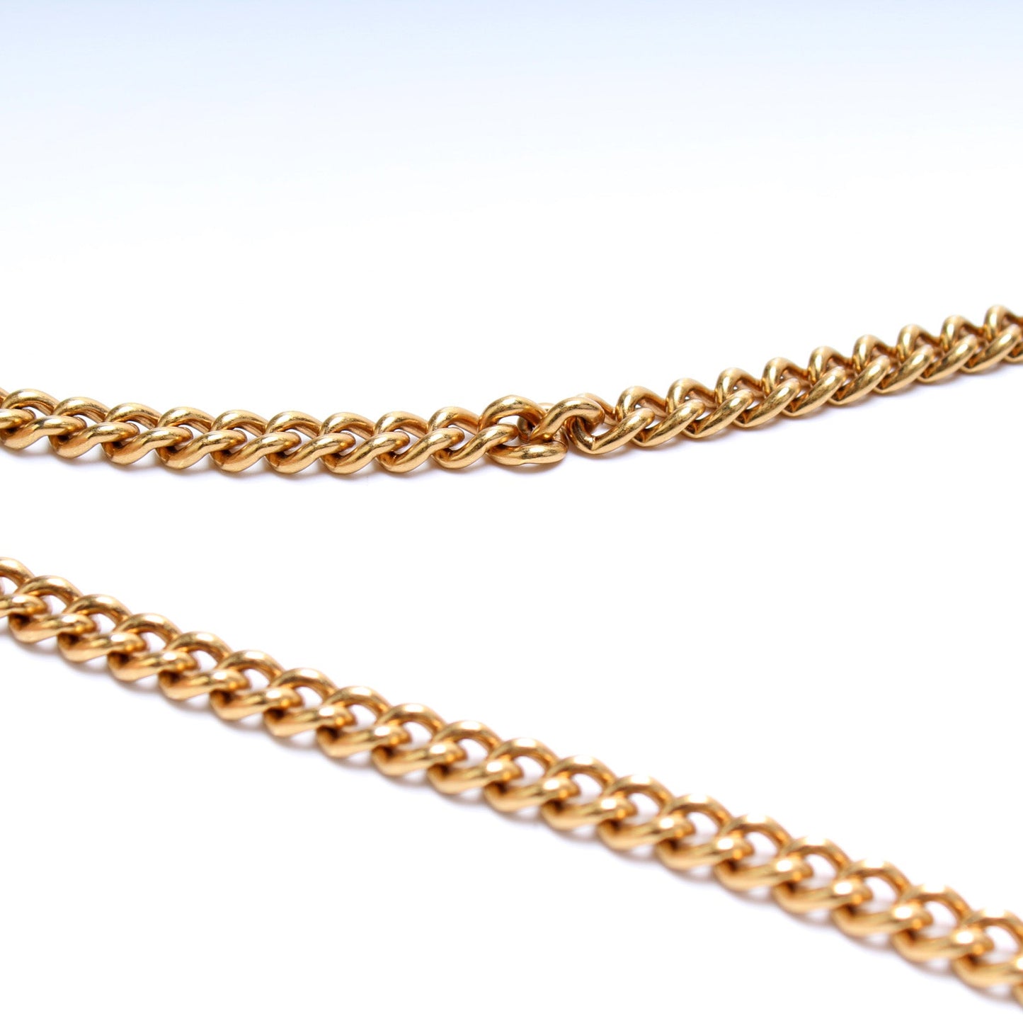 474575 Marmont Chain Wallet