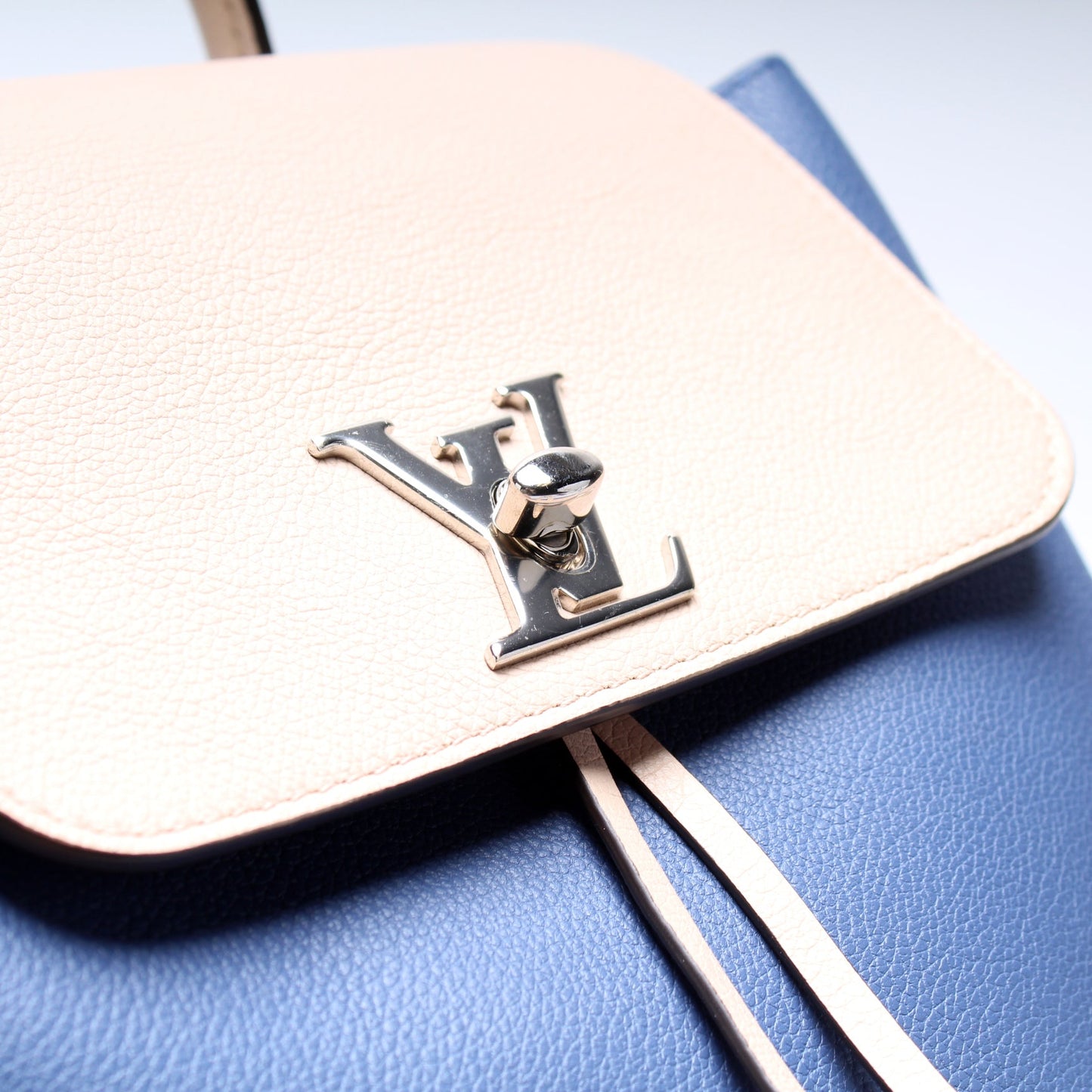 Lockme Backpack Two-Tone Calf