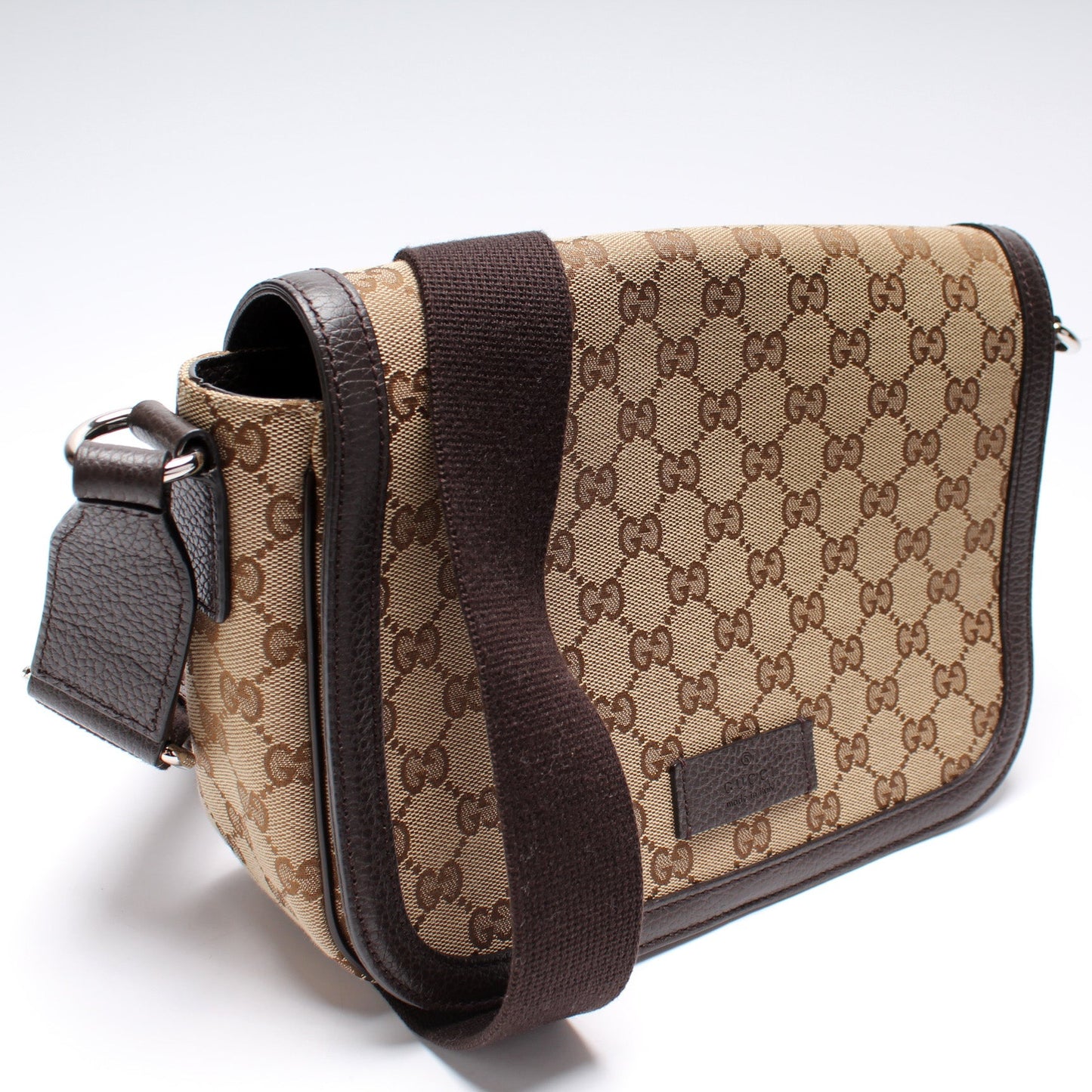 449172 GG Canvas Messenger