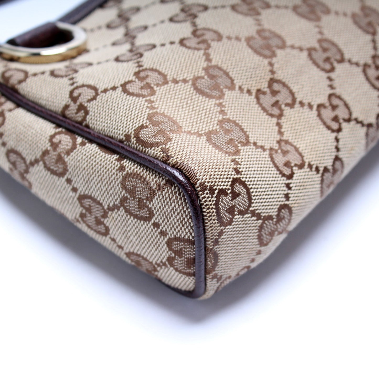 154750 GG Canvas D Ring Cosmetic Case