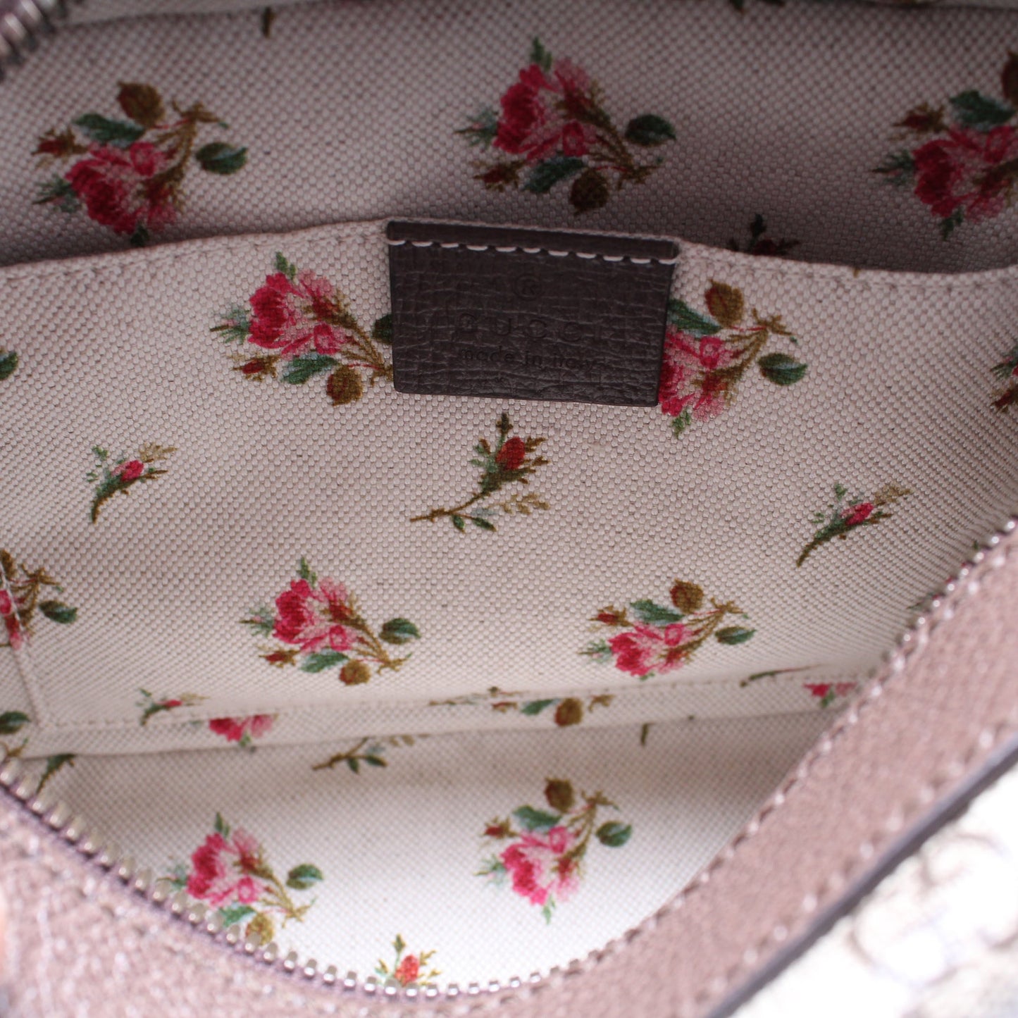 476466 GG Supreme Messenger Bag