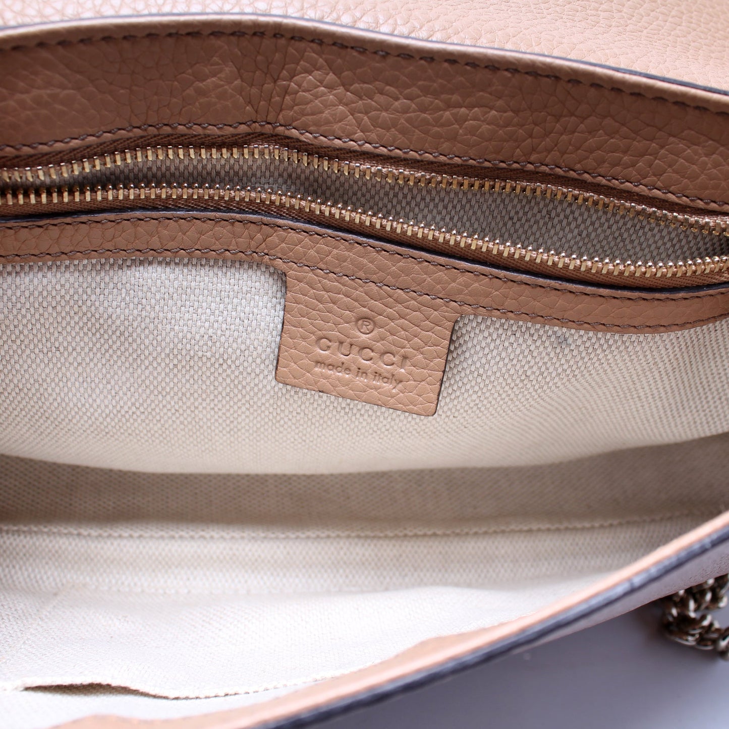 336752 Soho Chain Crossbody Medium