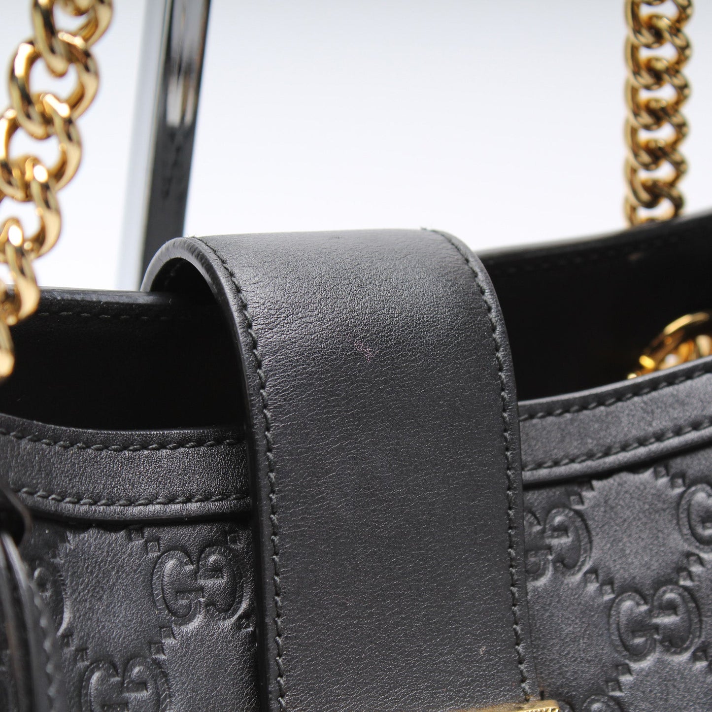 479197 Padlock GG Shoulder Medium