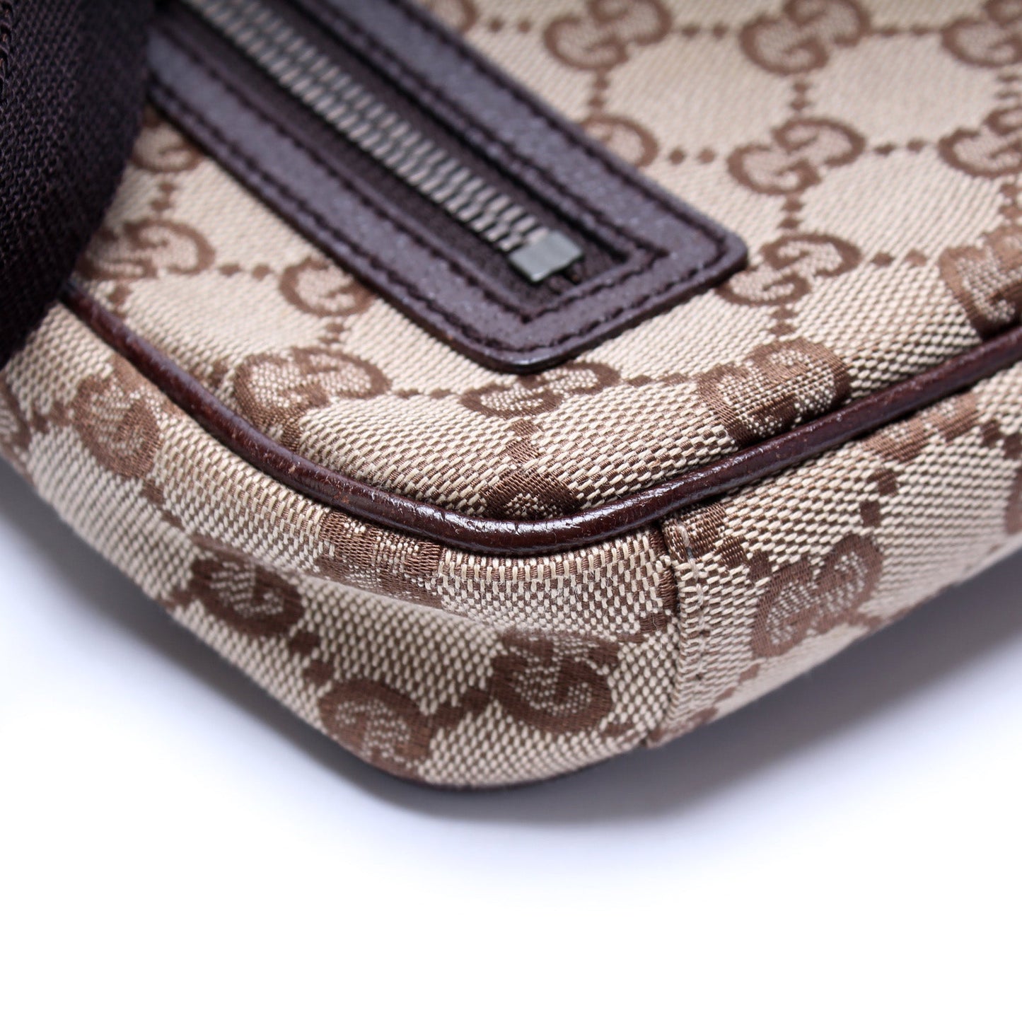 122760 GG Canvas Crossbody