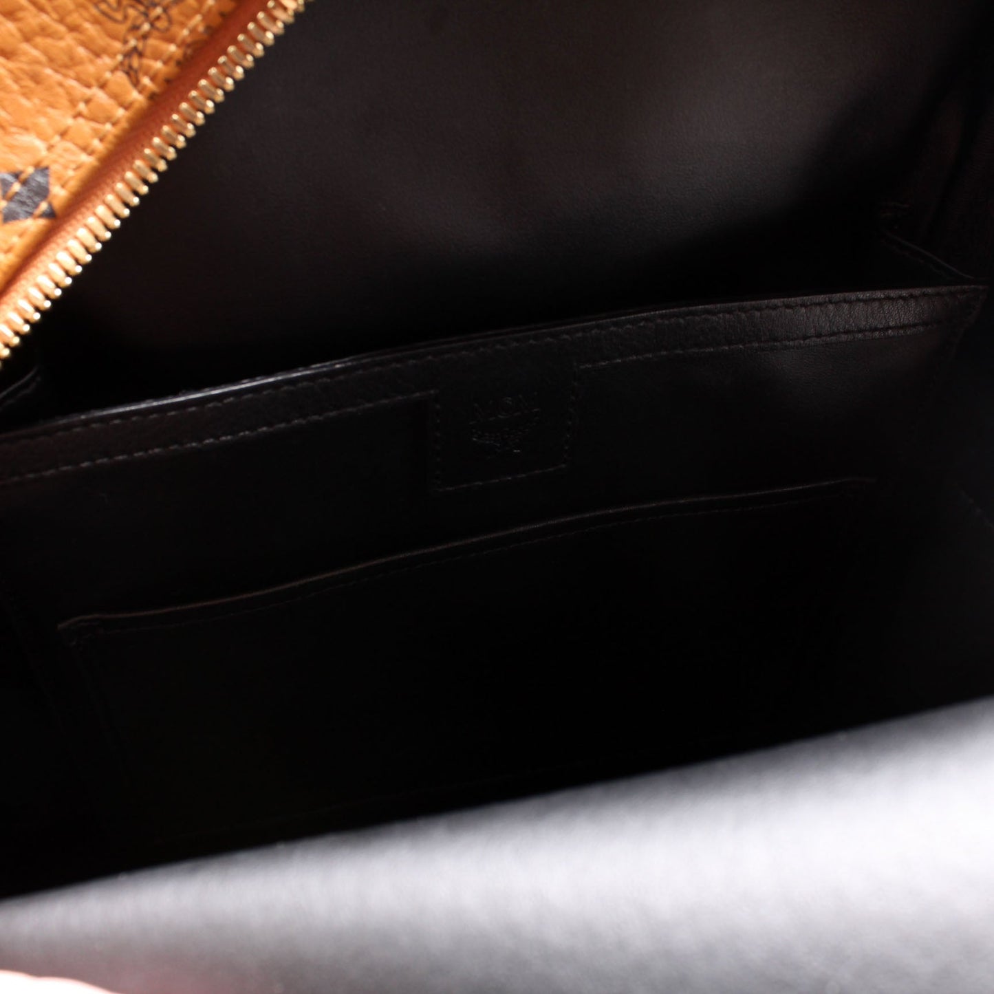 Stark Backpack Medium