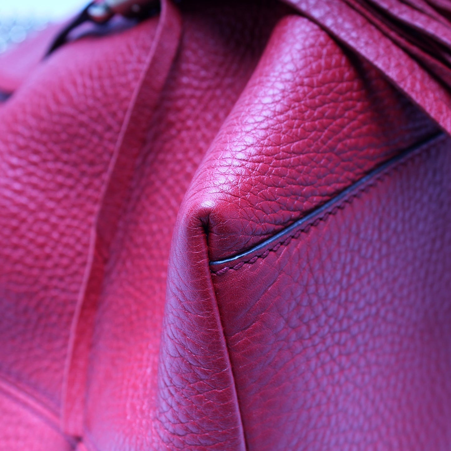308982 Soho Leather Shoulder Medium
