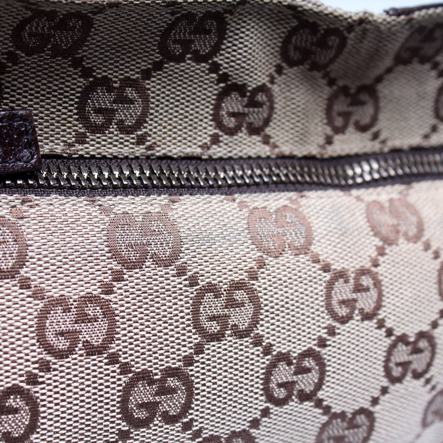 28566 GG Canvas Wait Bag