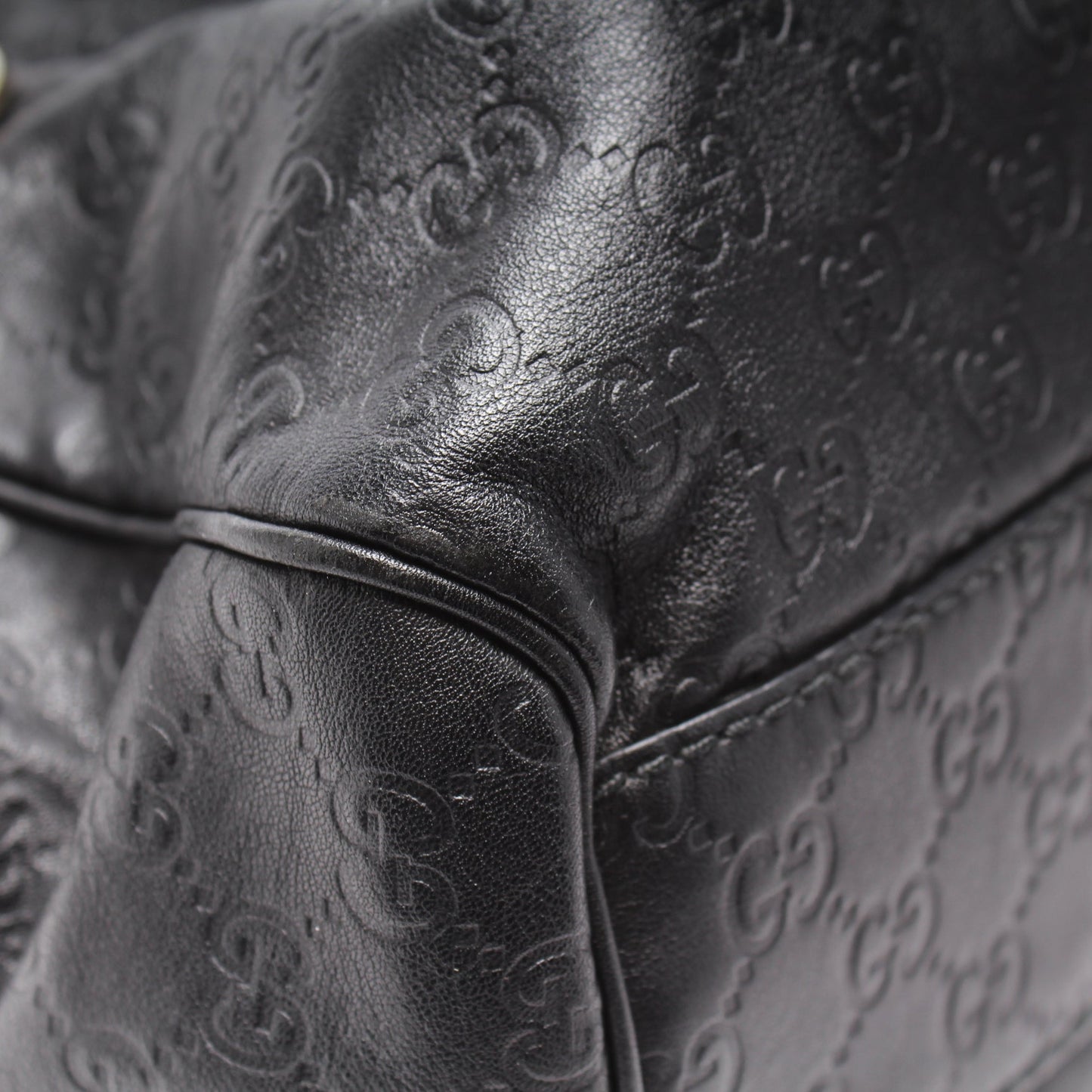 211944 Sukey GG Leather Medium
