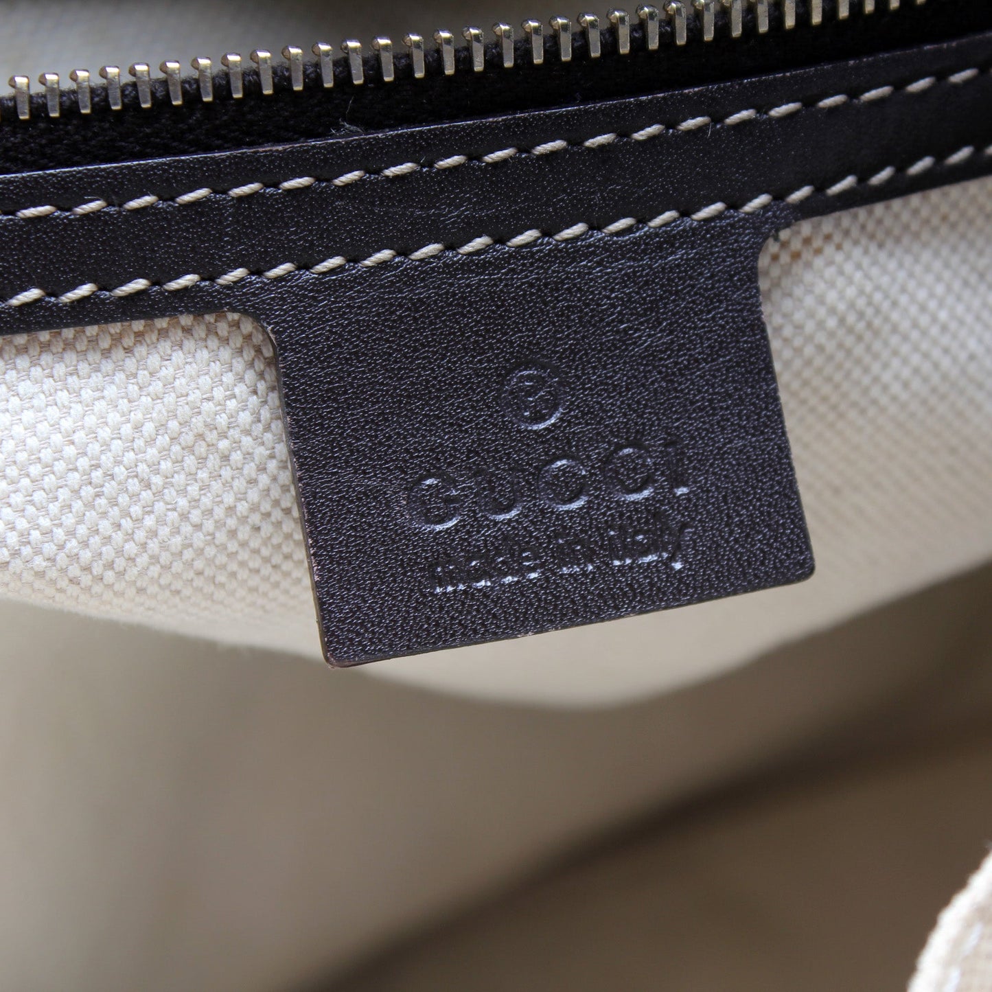 257071 GG Canvas Lovely Heart Tote