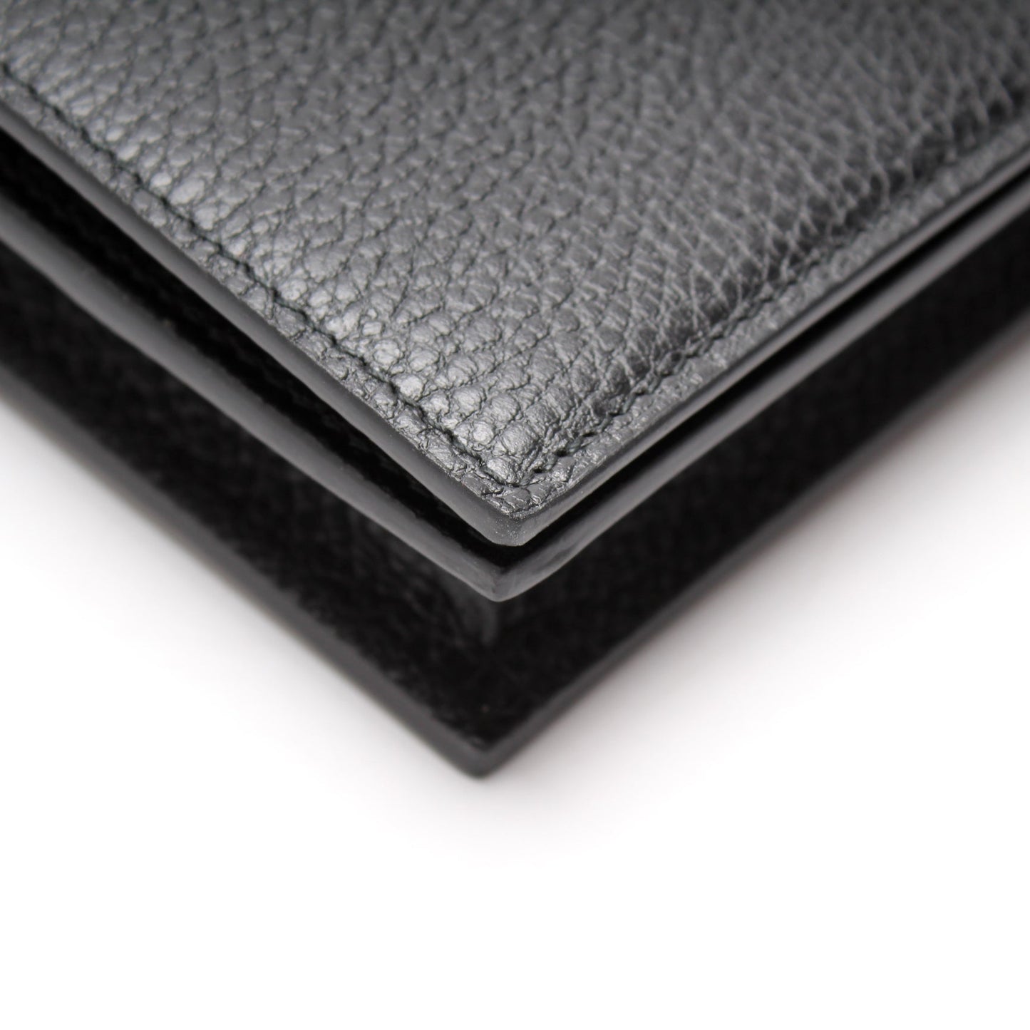 466506 Interlocking GG Chain Wallet