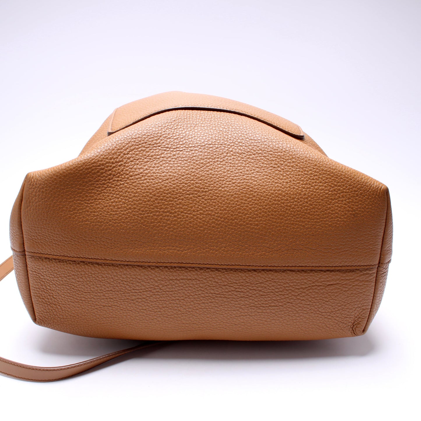 1BG049 Vitello Daino Pocket Tote