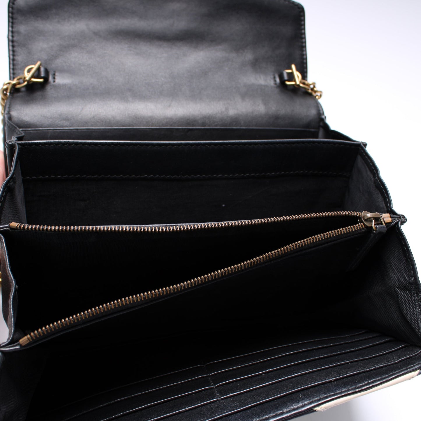 474575 Marmont Chain Wallet