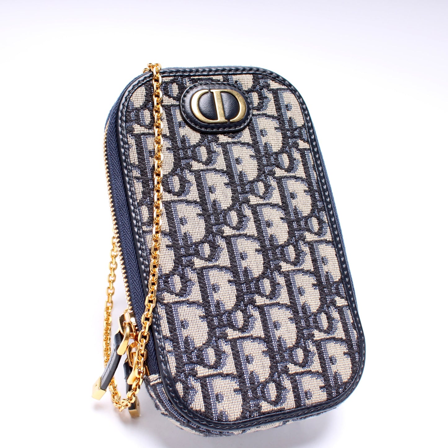 30 Montaigne Phone Holder