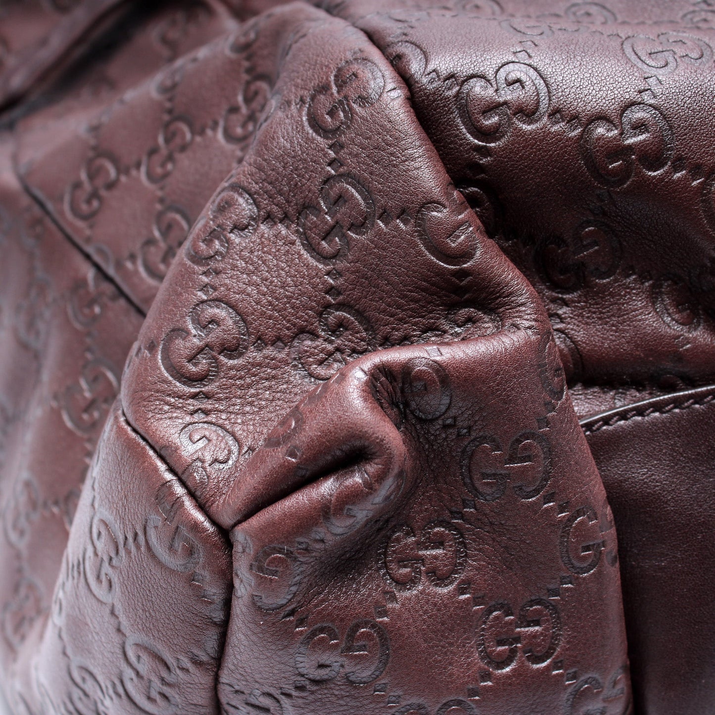 197061 GG Leather Hysterior Medium Shoulder Bag