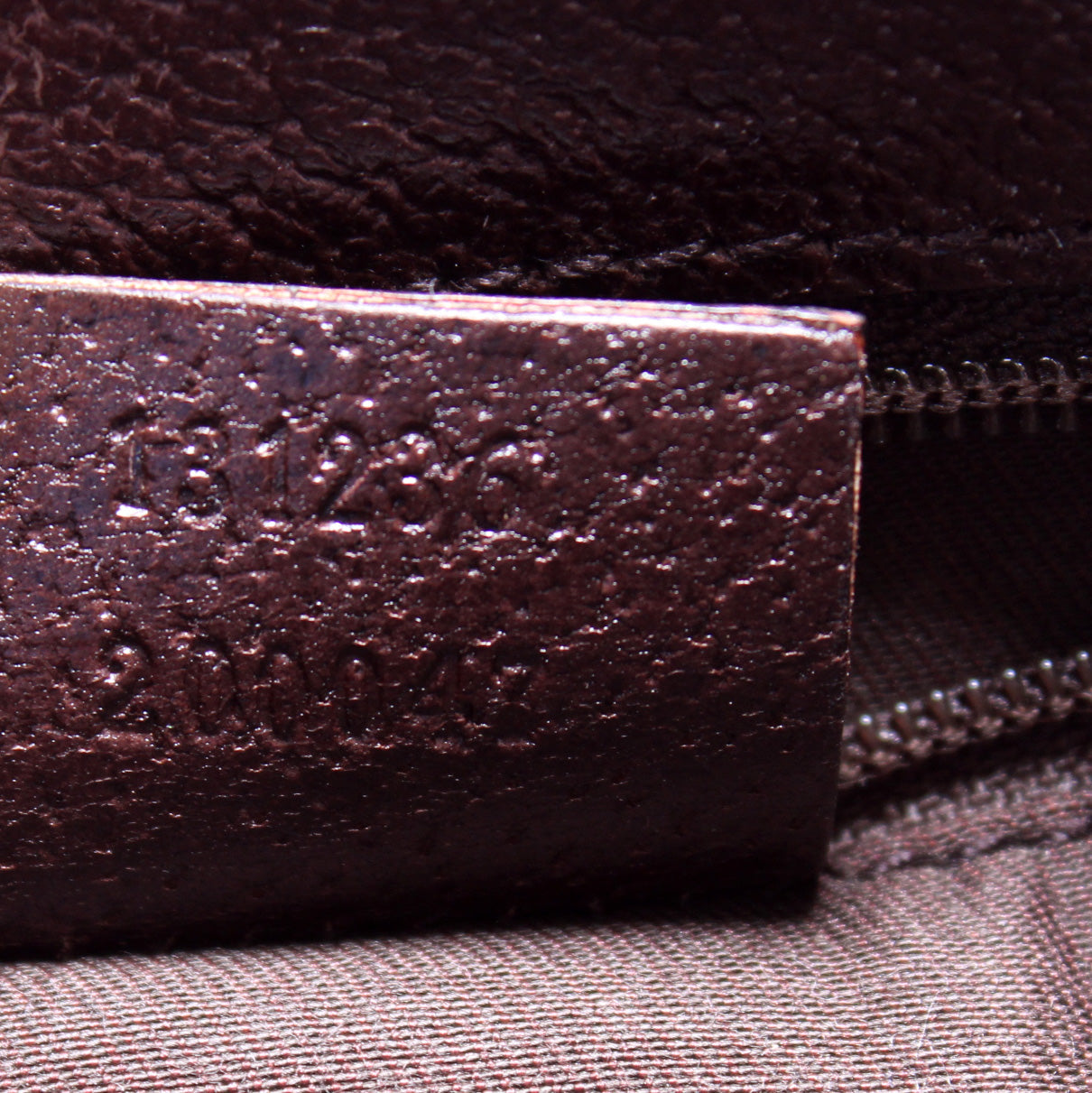 131236 GG Canvas Small Buckle Belt Bag