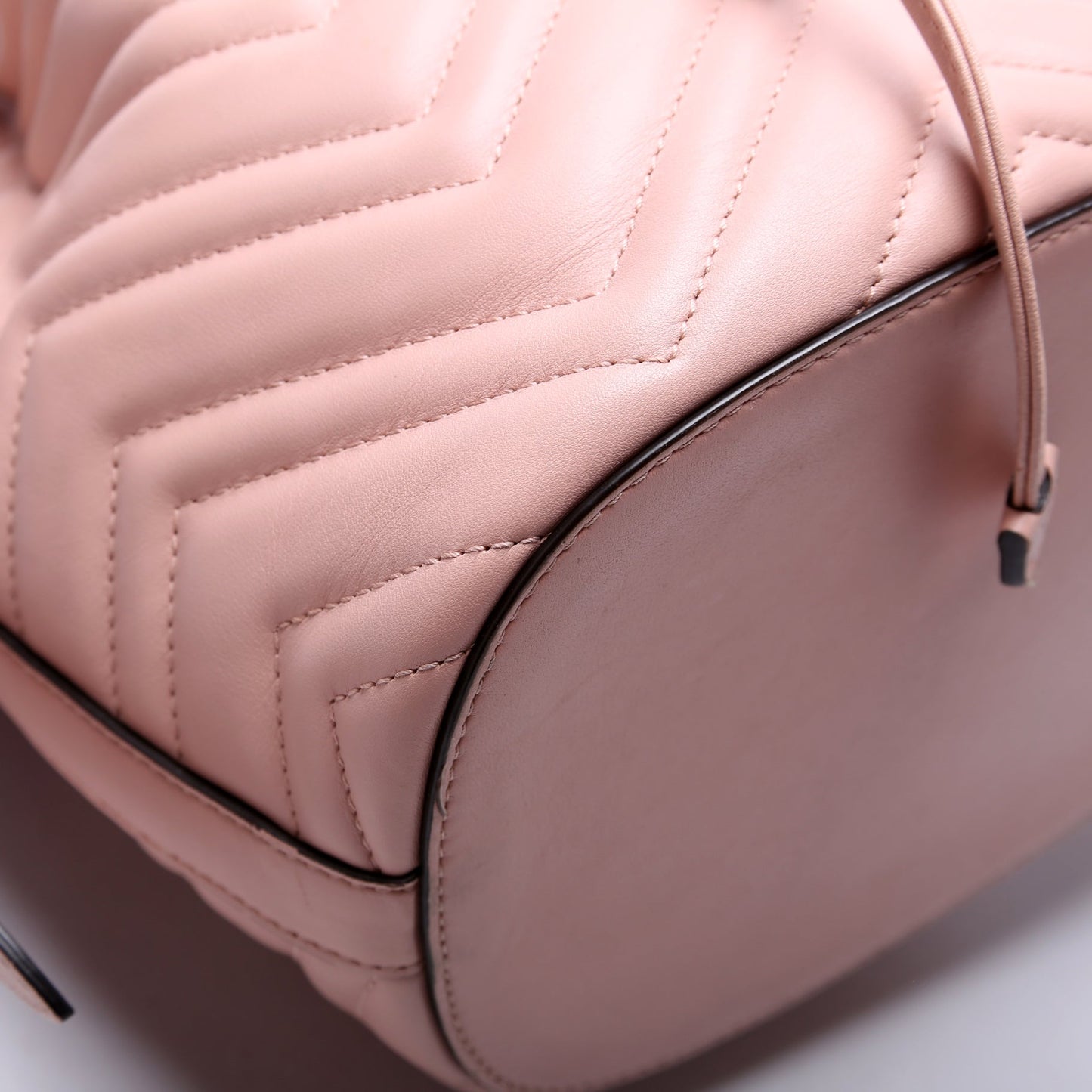 476674 GG Marmont Bucket