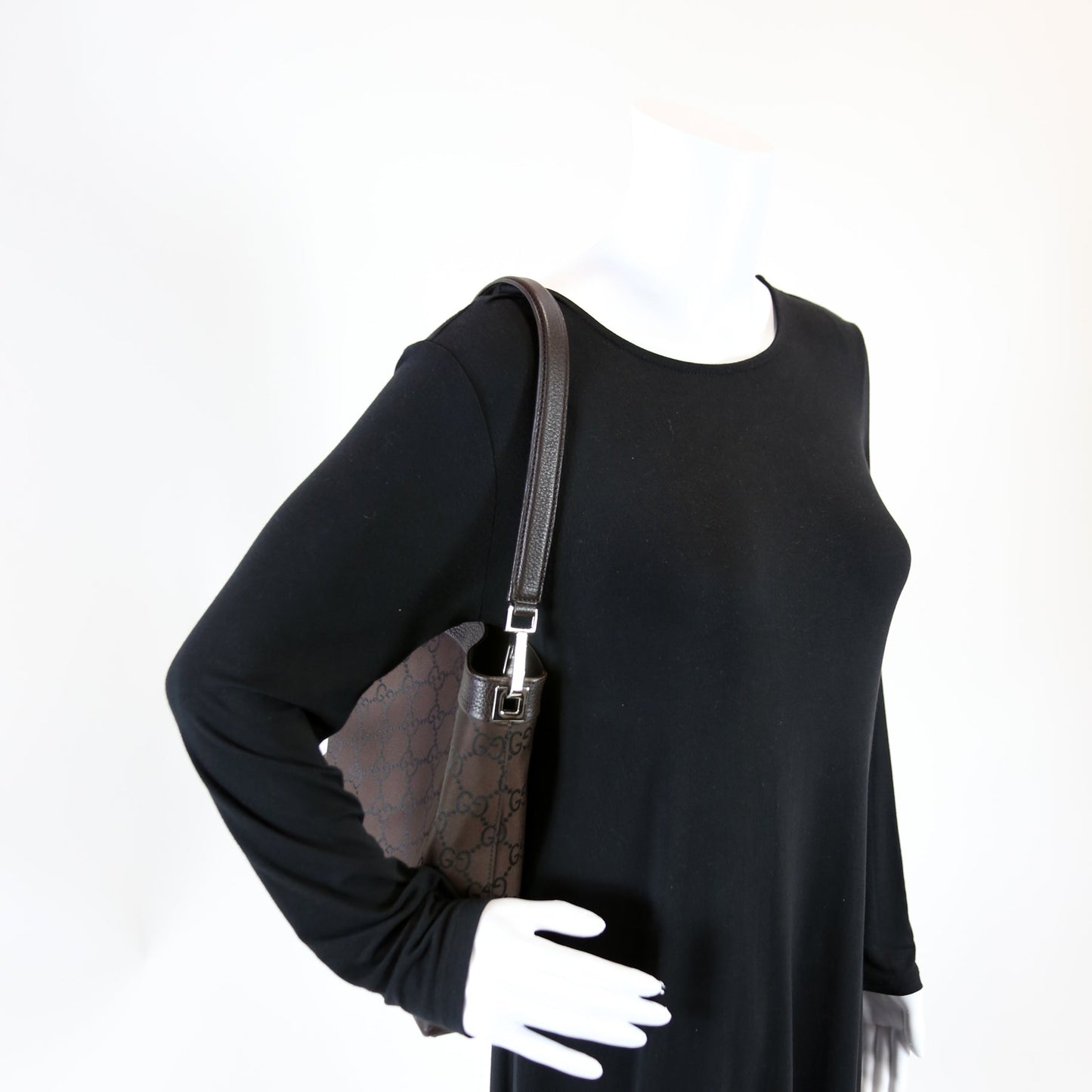 143745 GG Nylon Shoulder Bag