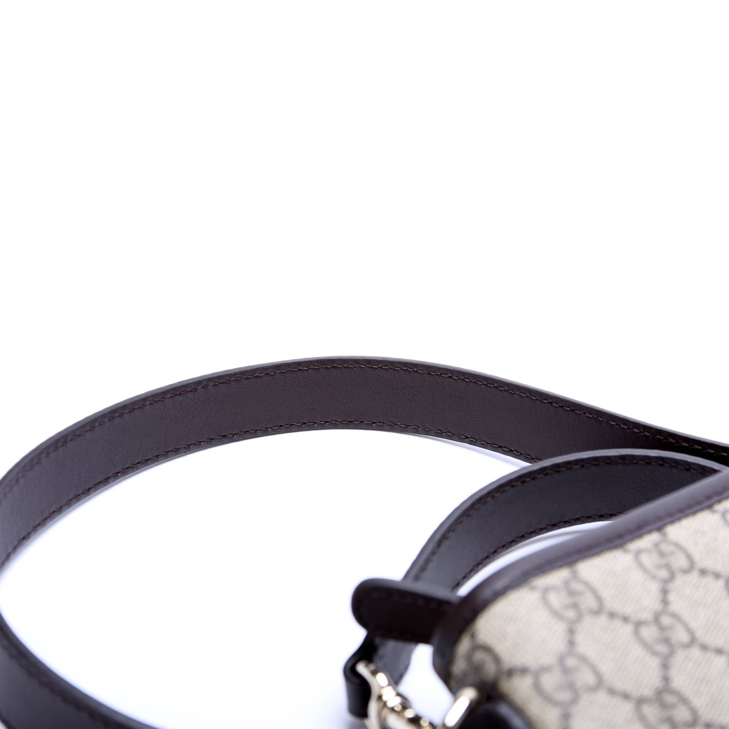 388924 GG Supreme Crossbody