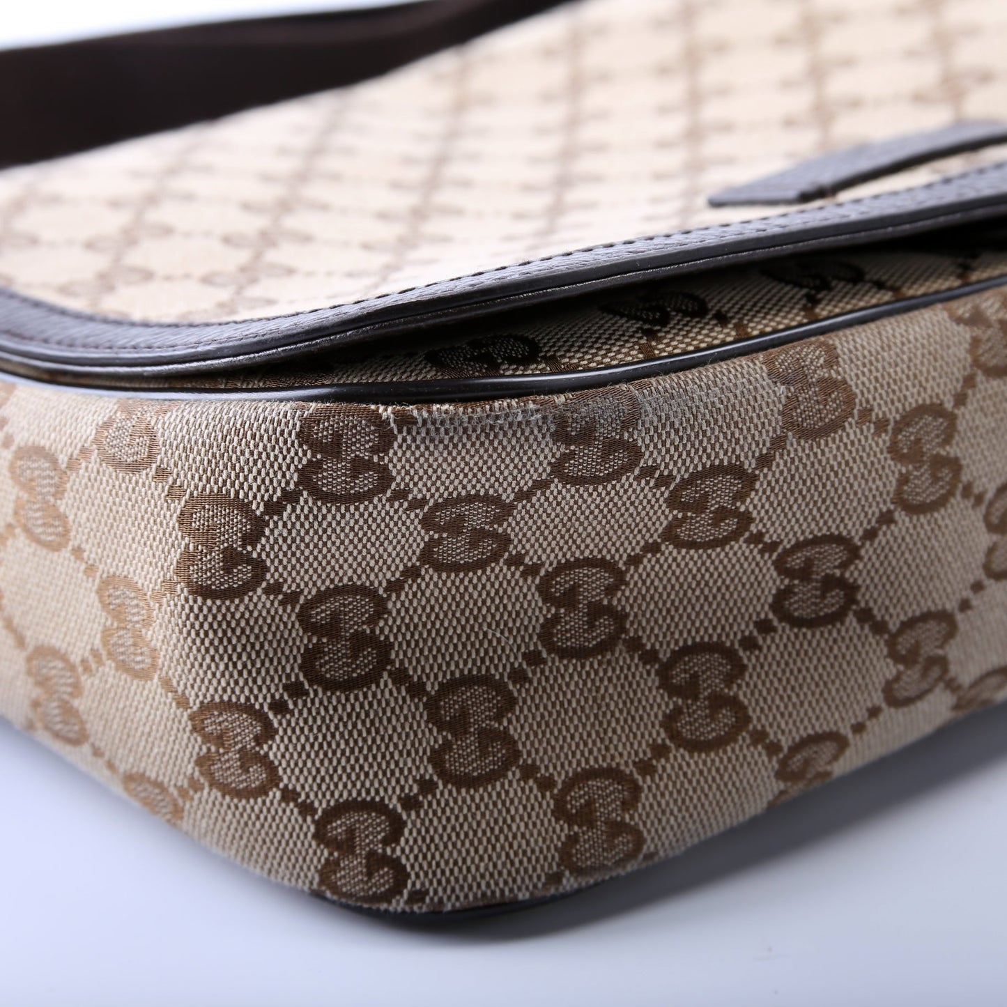 449172 GG Canvas Messenger
