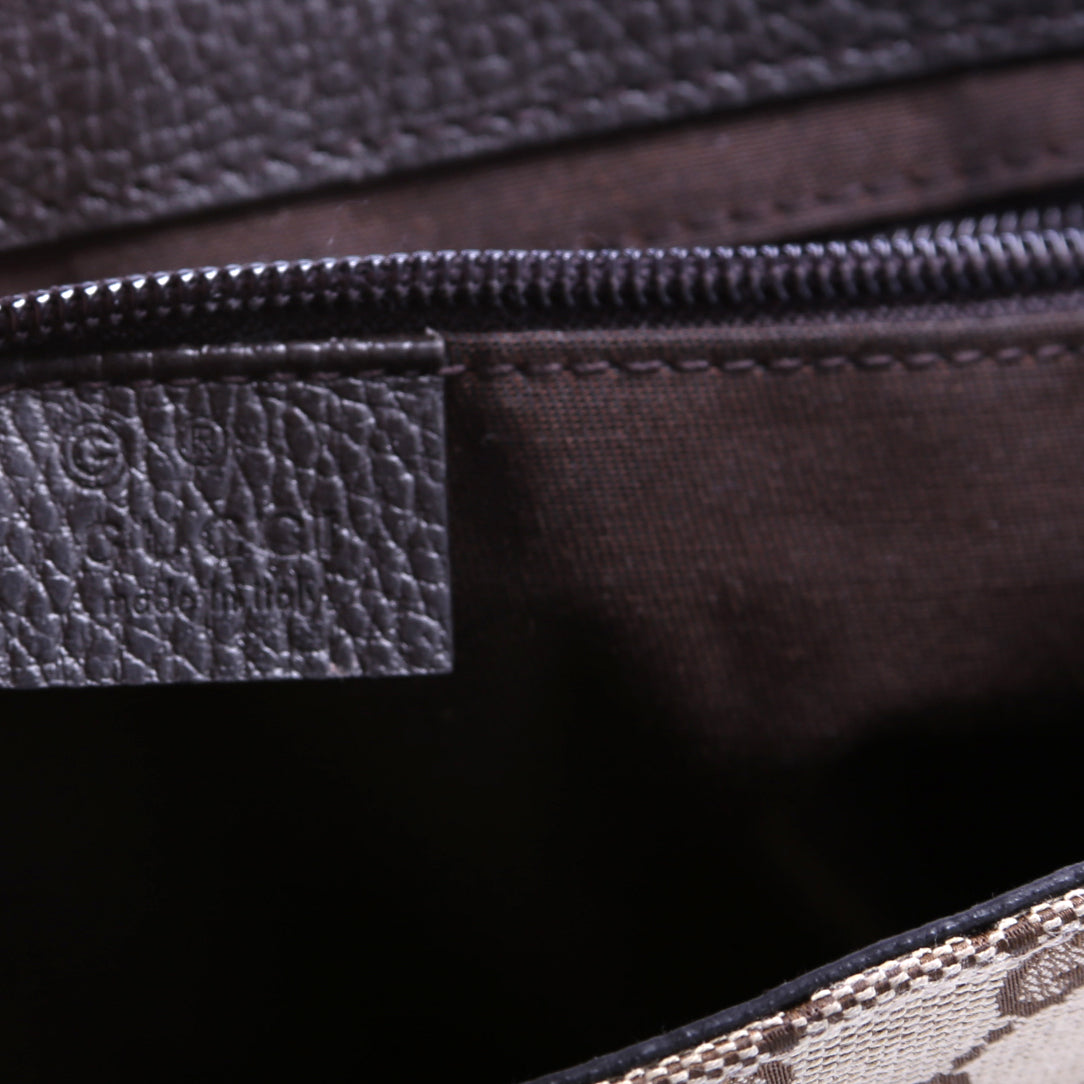 449172 GG Canvas Messenger
