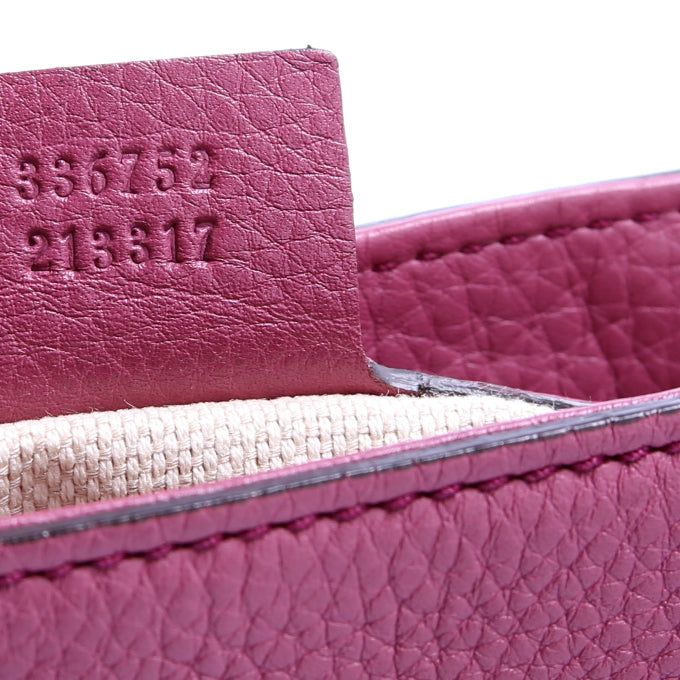 336752 Soho Chain Crossbody Medium