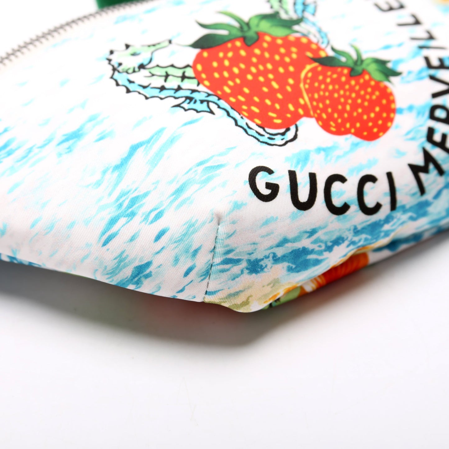 502095 GG Supreme Strawberry Belt Bag