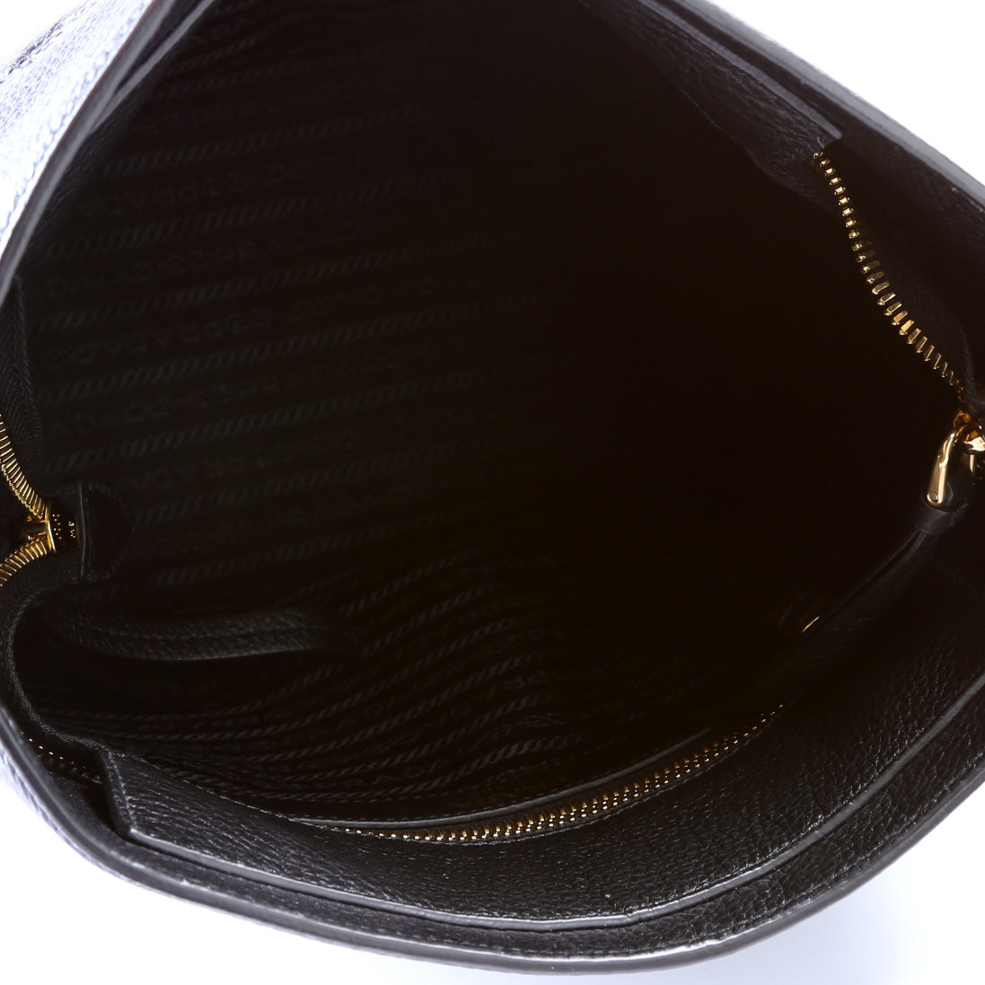 1BR057 Vitello Phenix Bucket Bag