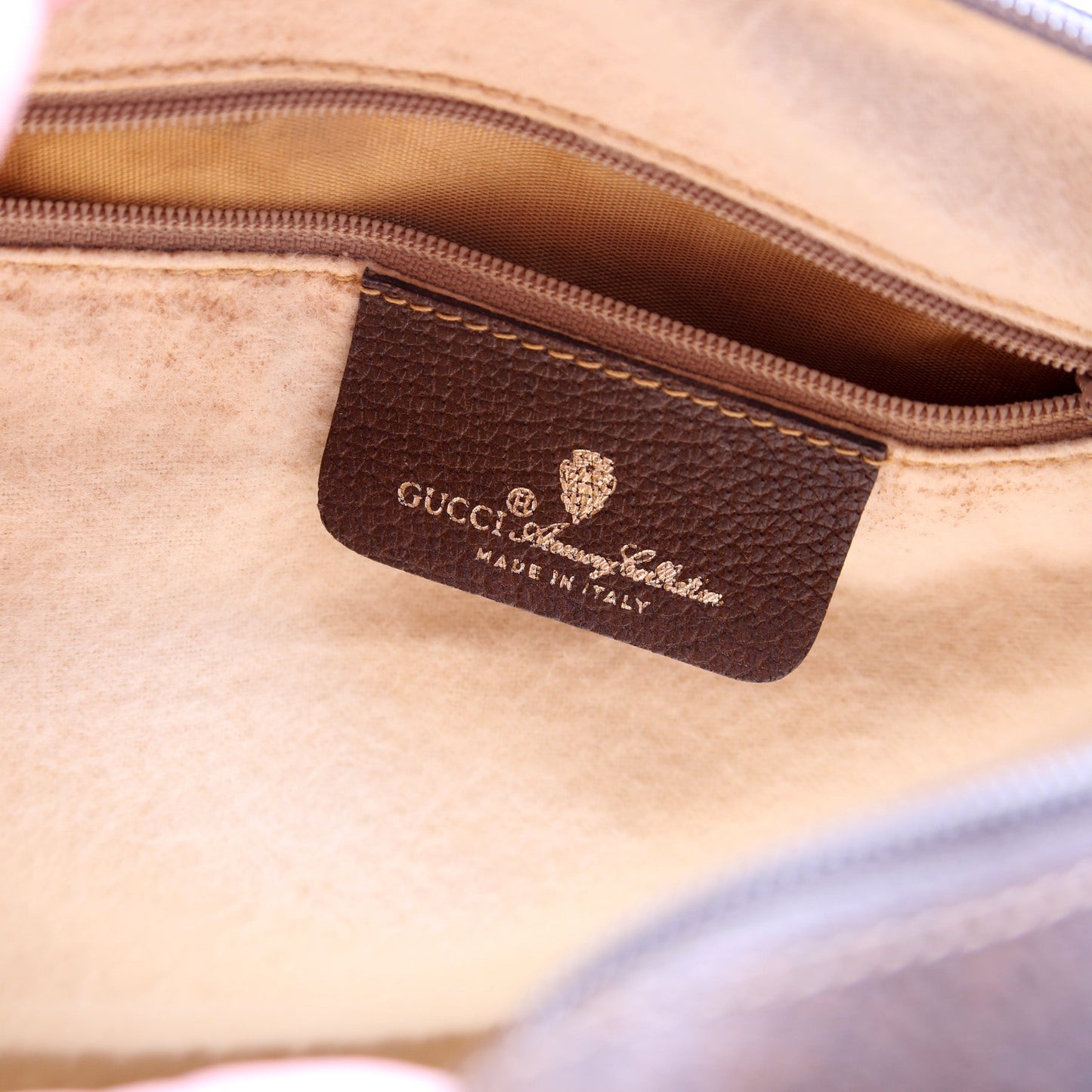 39.02.006 GG Supreme Boston Bag Vintage