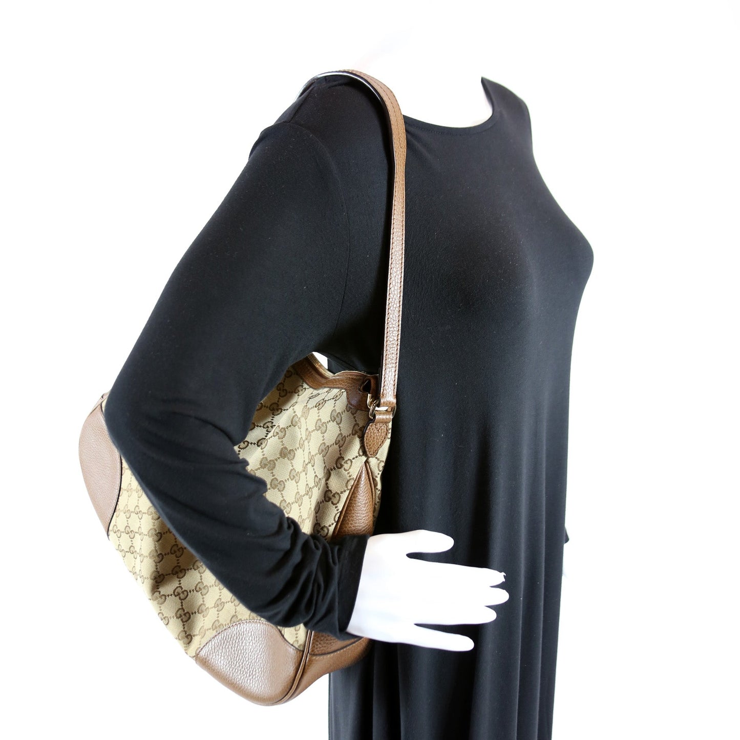 449244 GG Canvas Bree Hobo