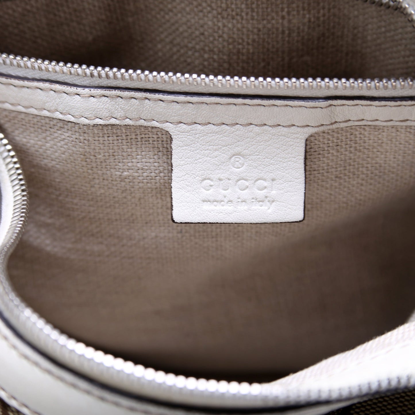 232961 GG Canvas Medium Icon Bit Hobo