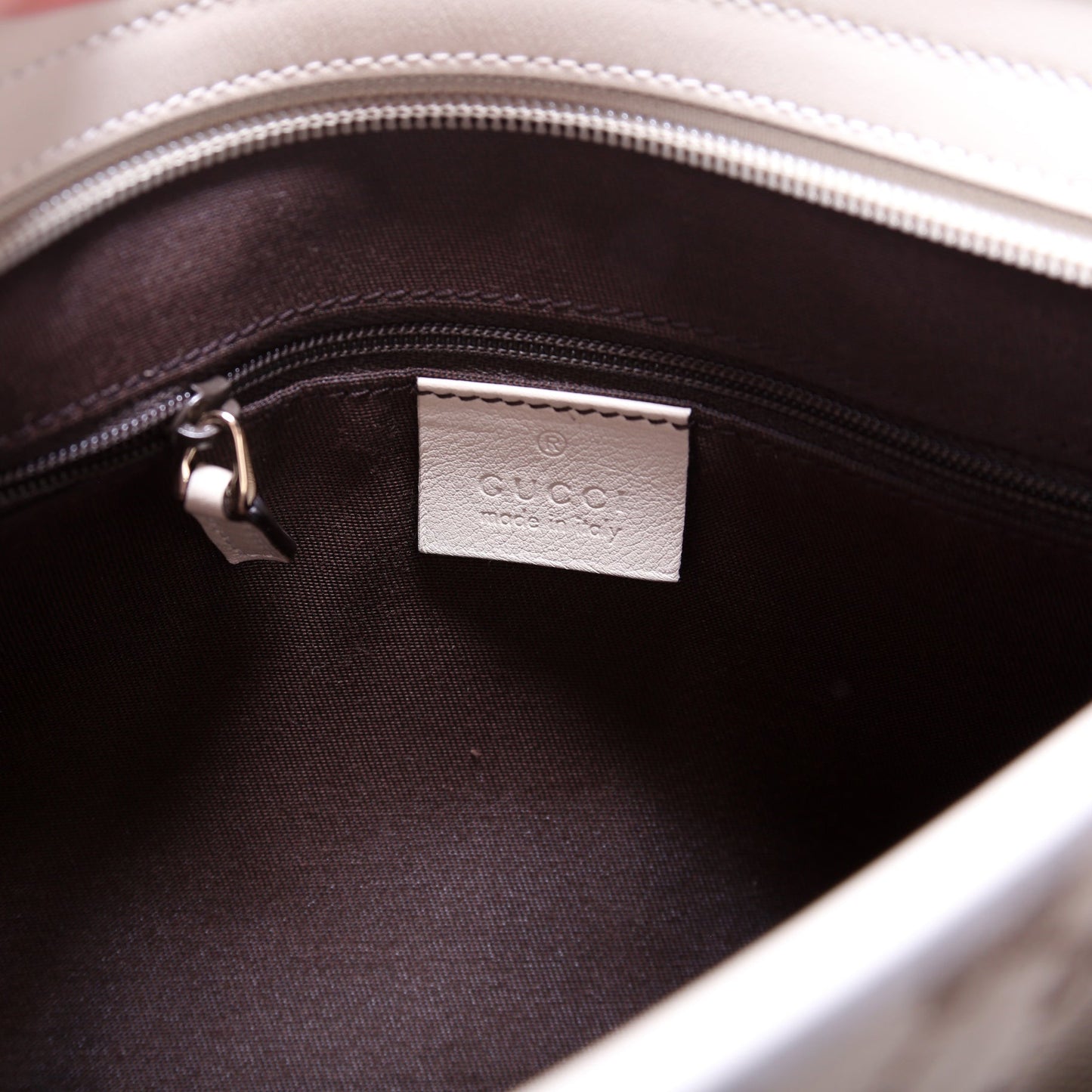 388924 GG Canvas Crossbody