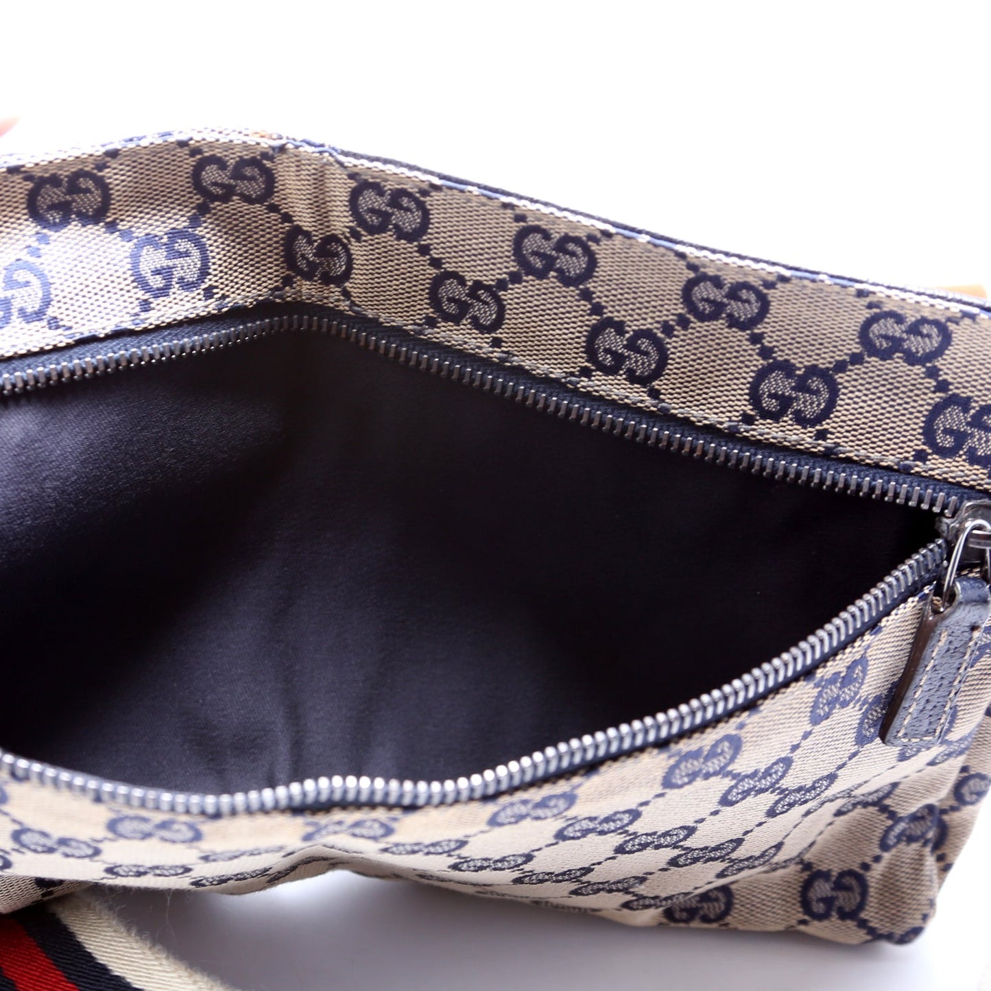 28566 GG Canvas Waist Bag