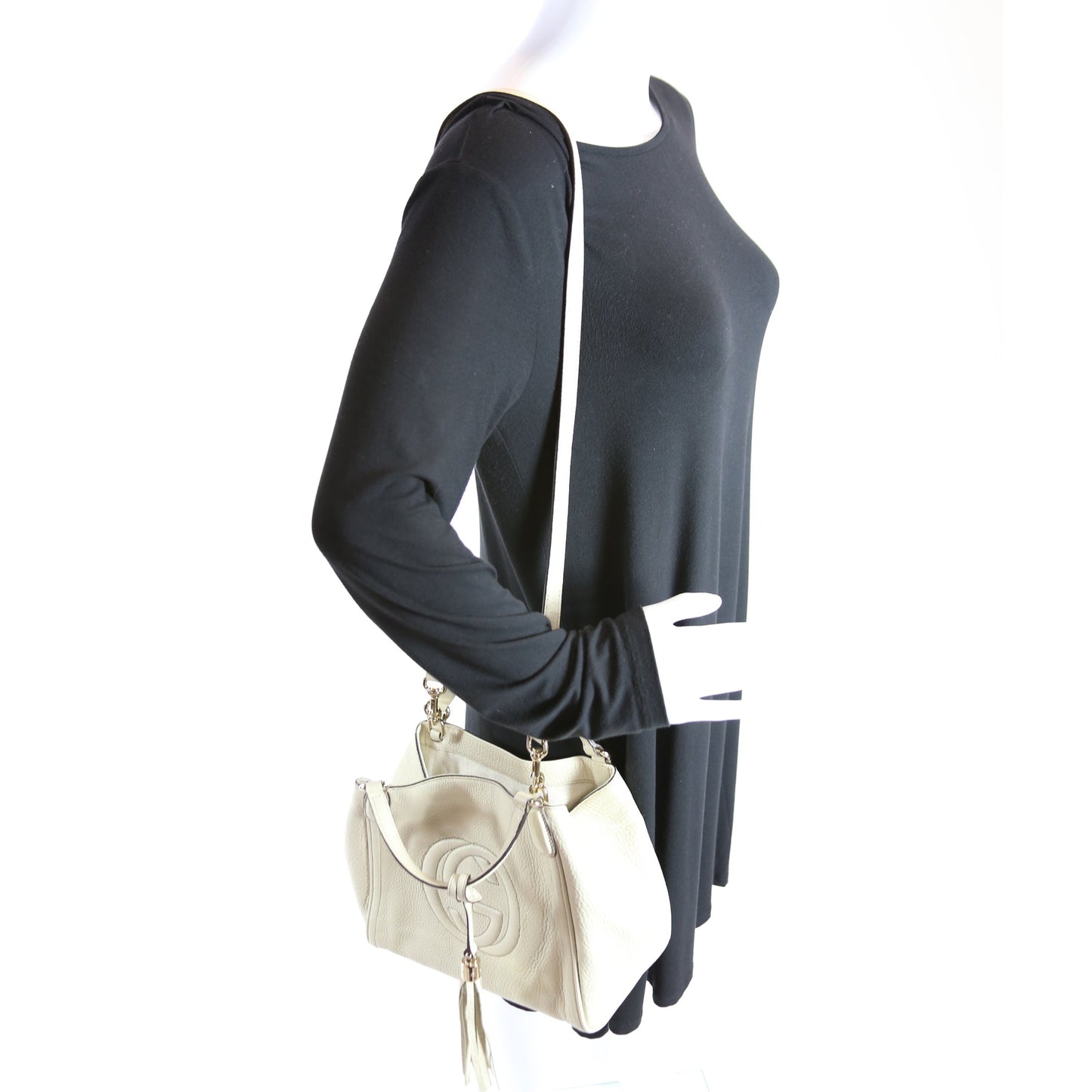 336751 Soho Leather Shoulder