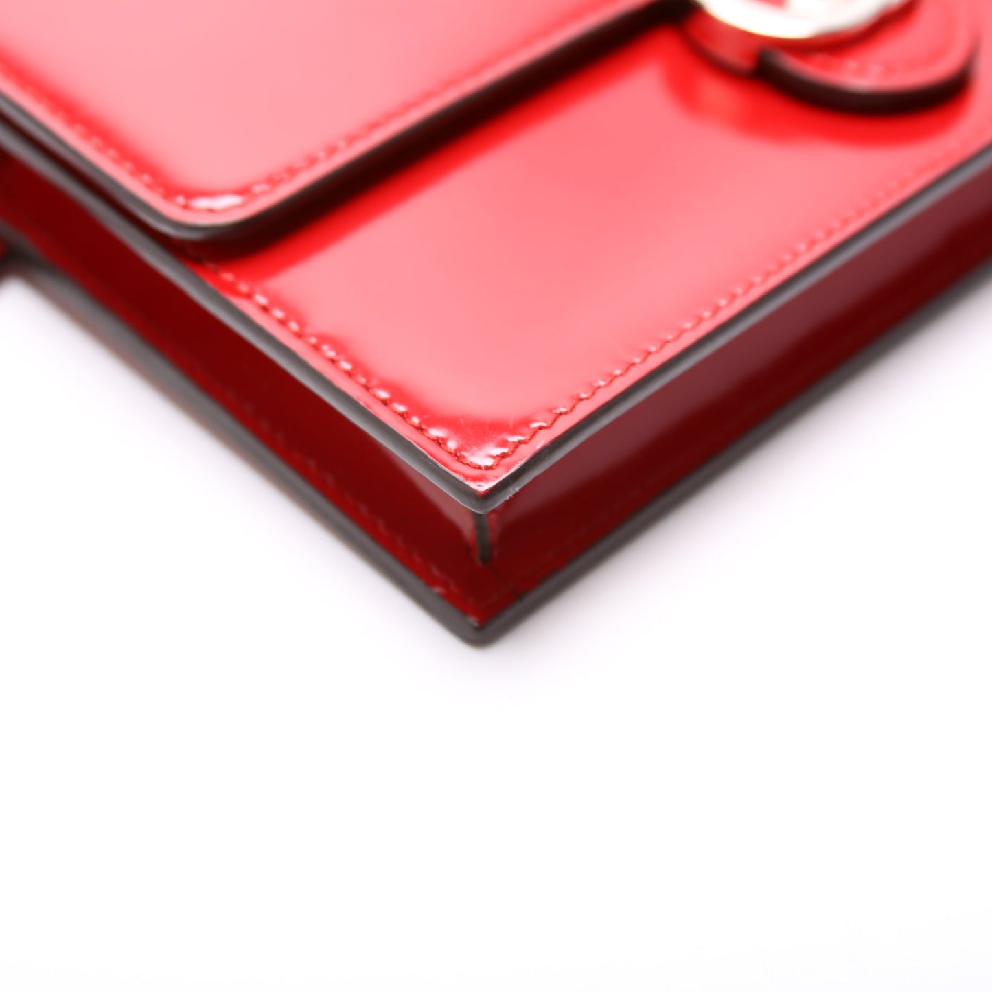 369664 Interlocking G Patent Leather Icon Wallet Crossbody