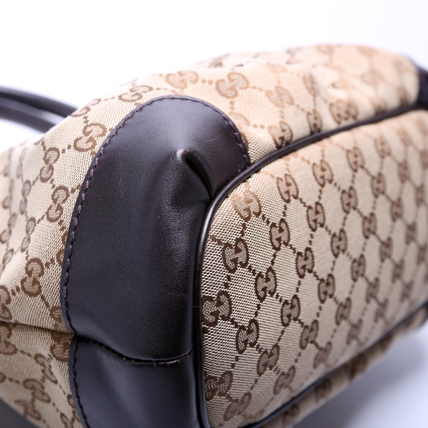 247902 GG Canvas Sukey Satchel