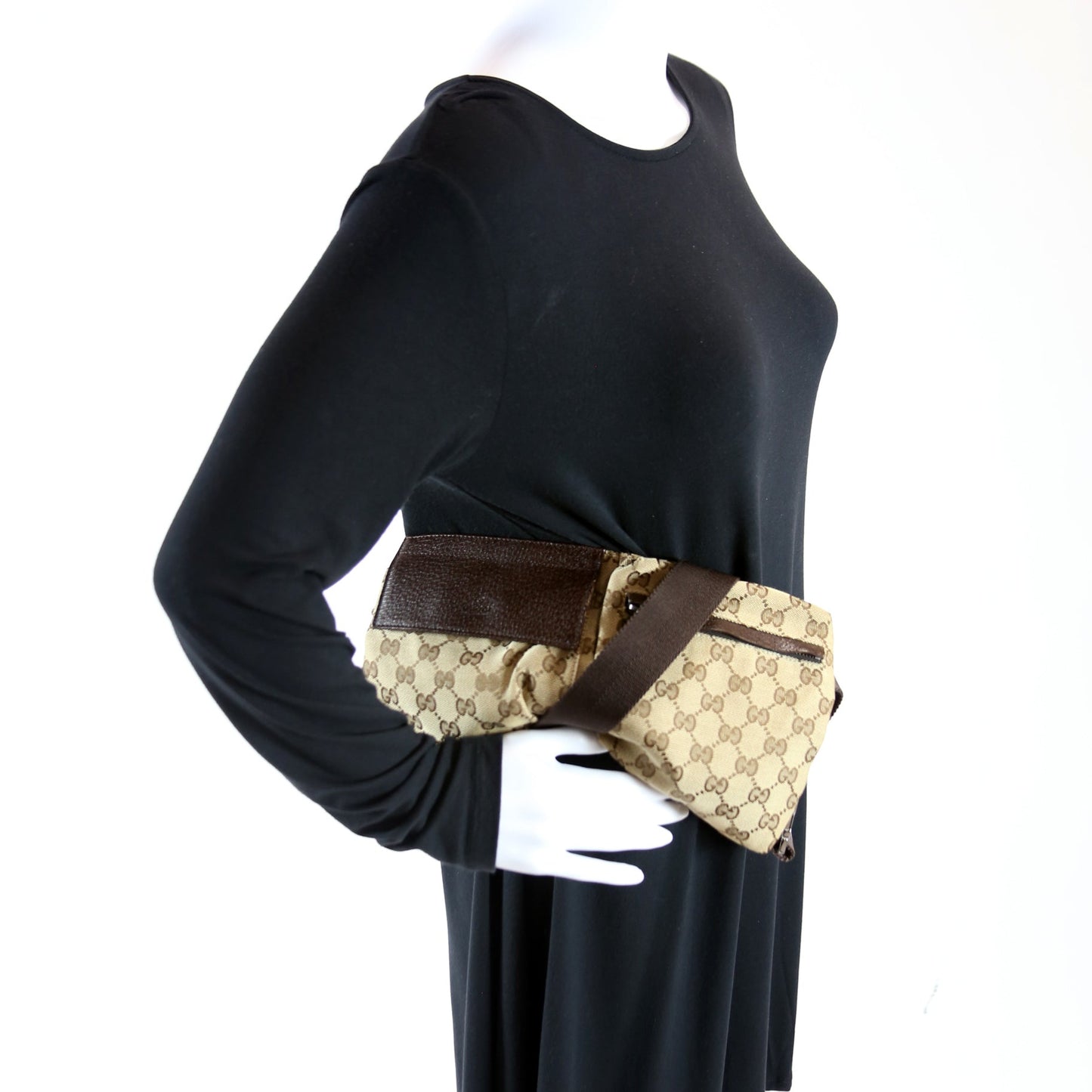 28566 GG Canvas Waist Bag