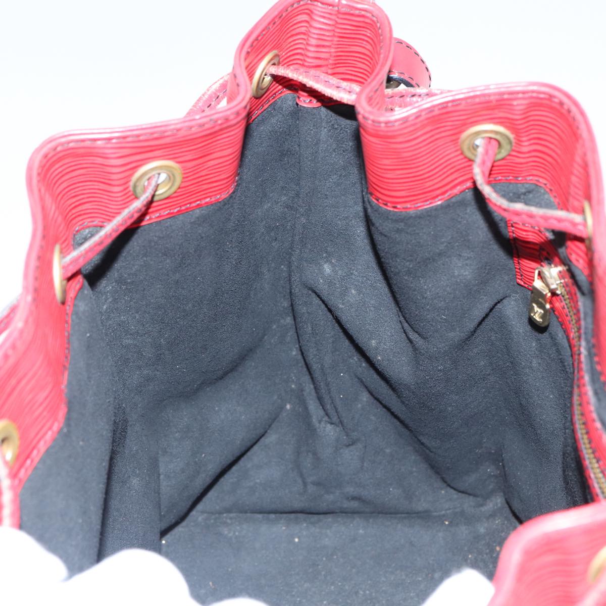 Louis Vuitton Petit Noé Red Leather Shoulder Bag