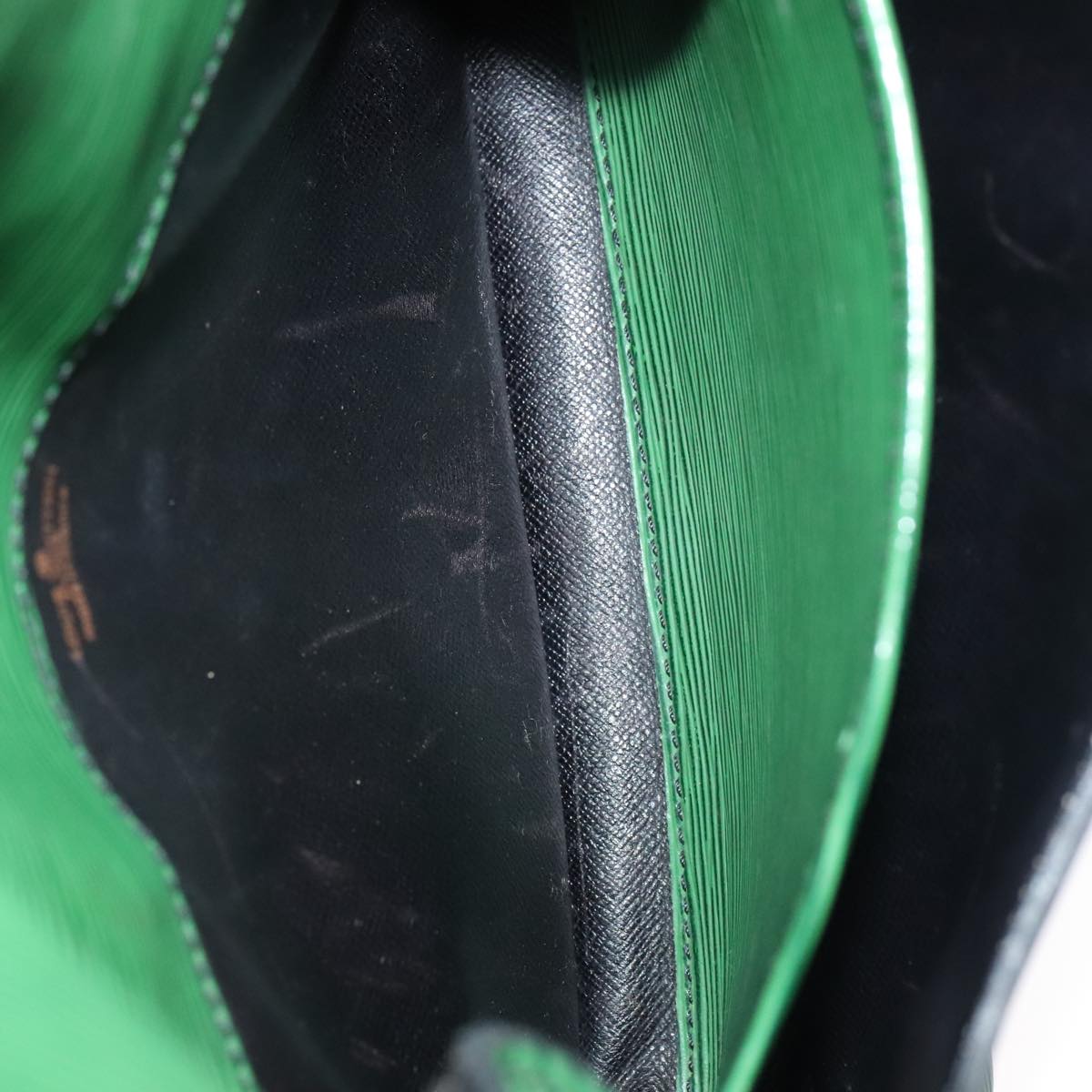 Louis Vuitton Cartouchière Green Leather Shoulder Bag