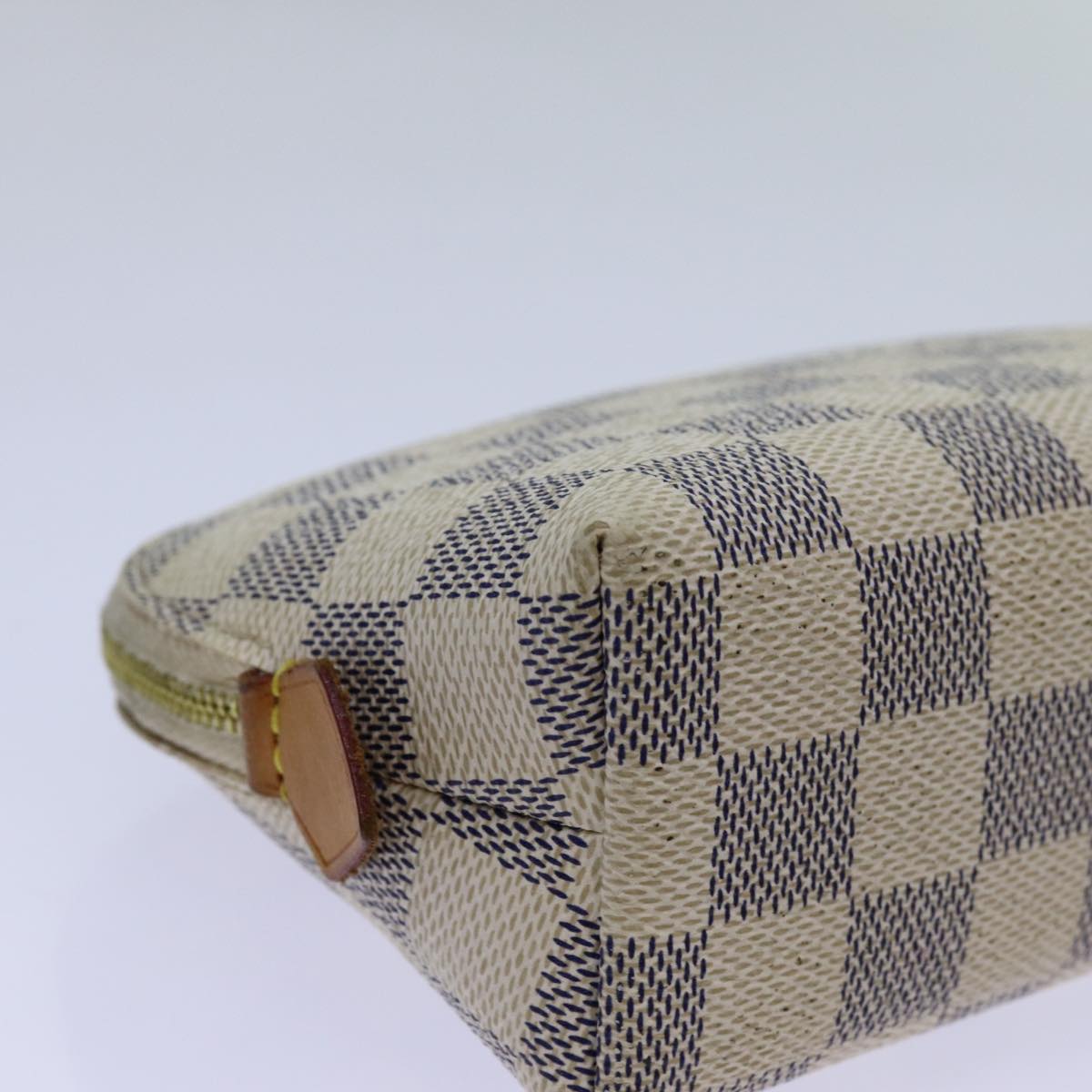 Louis Vuitton Cosmetic Pouch White Canvas Clutch Bag