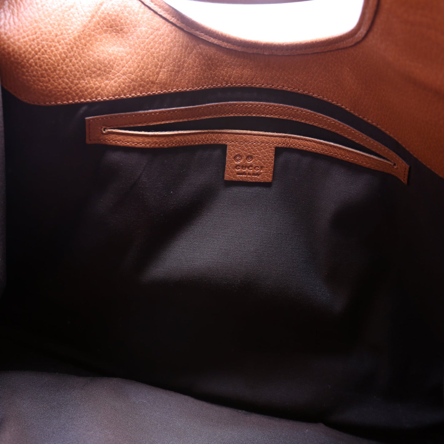 365698 Joy Leather Medium Shoulder Bag
