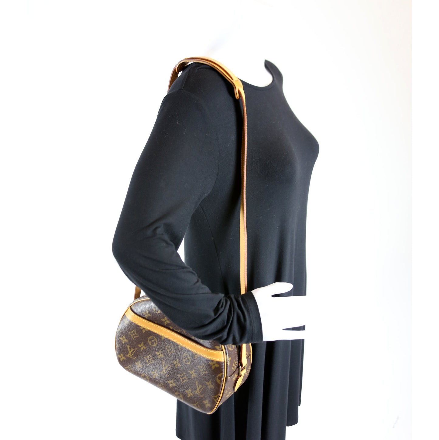 Blois Crossbody Monogram