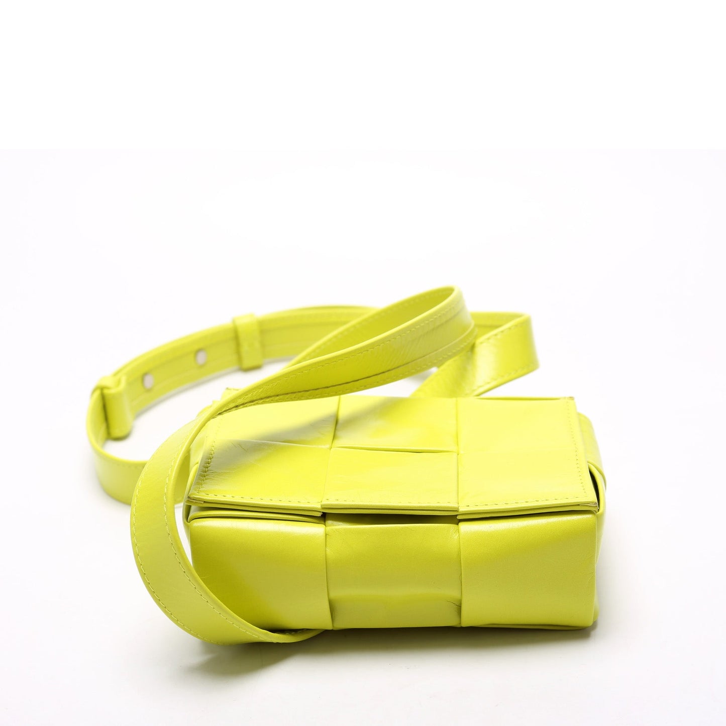 Maxi Intrecciato Extra Mini Cassette Crossbody