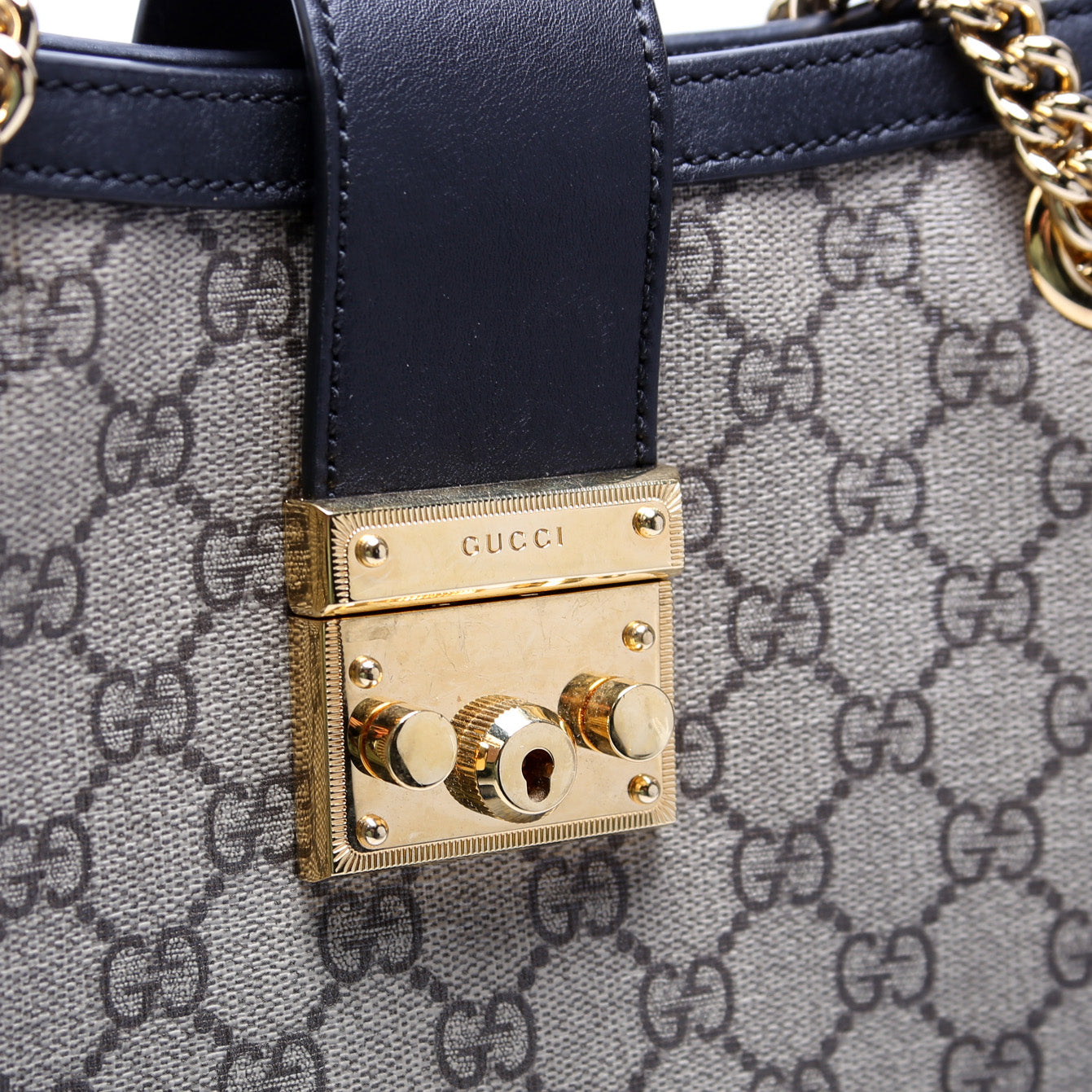 479197 Padlock GG Shoulder Medium