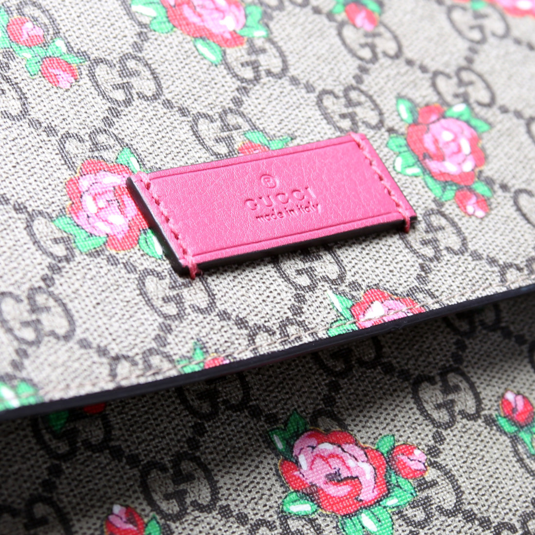 211131 GG Plus Rose Bud Diaper Bag