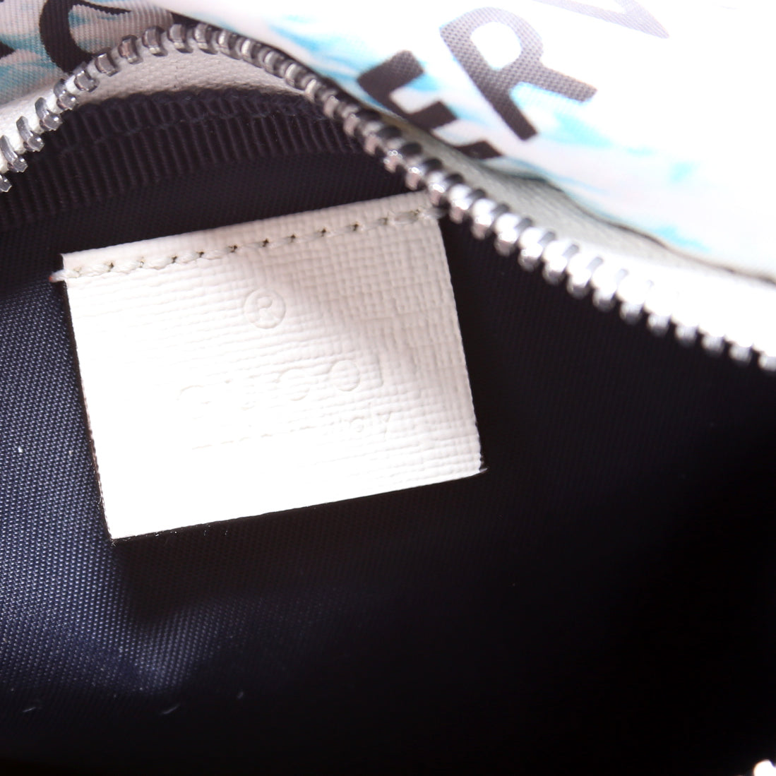 502095 GG Supreme Strawberry Belt Bag
